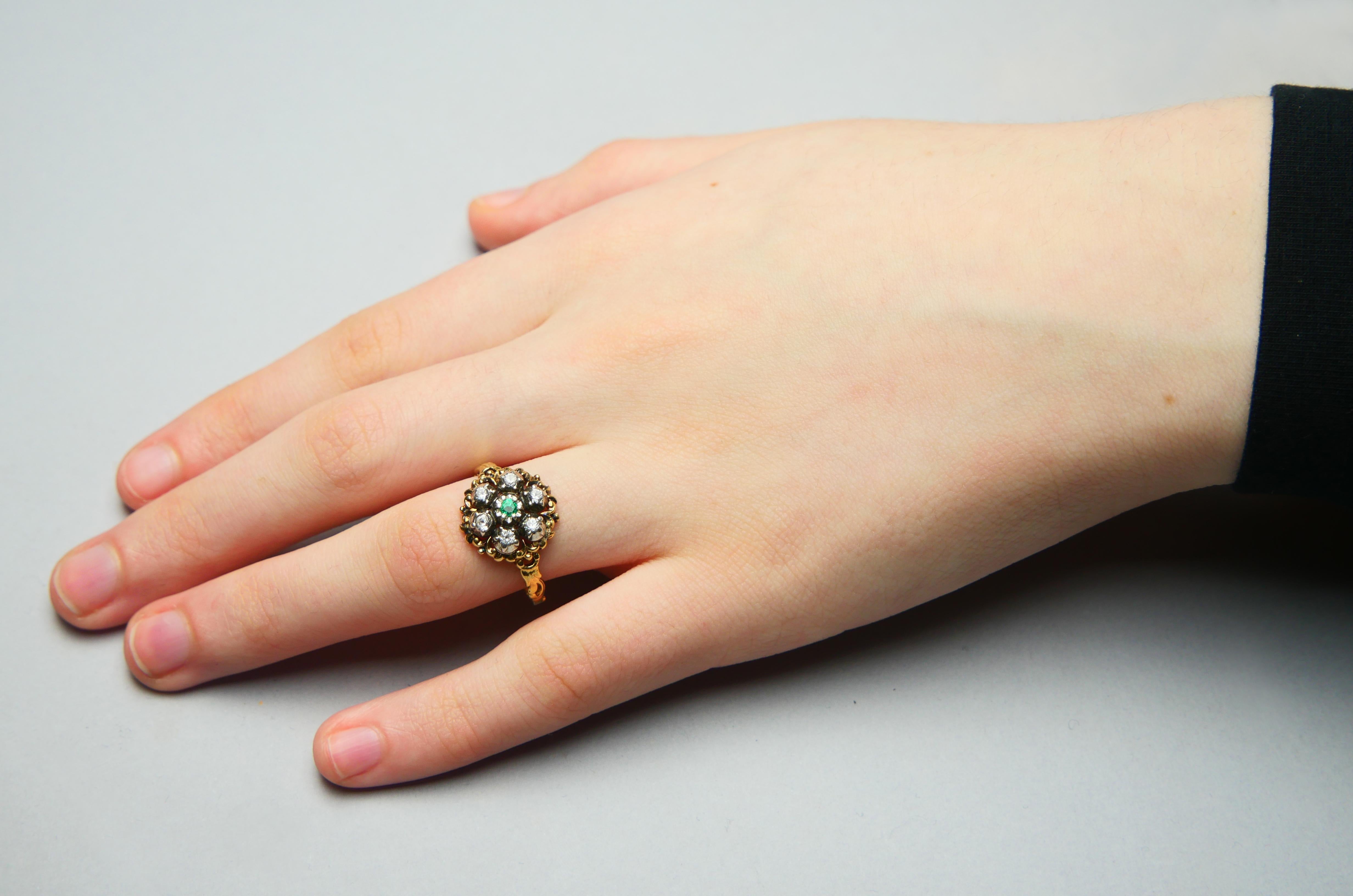 1940 Ring natural Emerald W.Sapphire solid 18K Gold Ø US10/ 4 gr For Sale 5