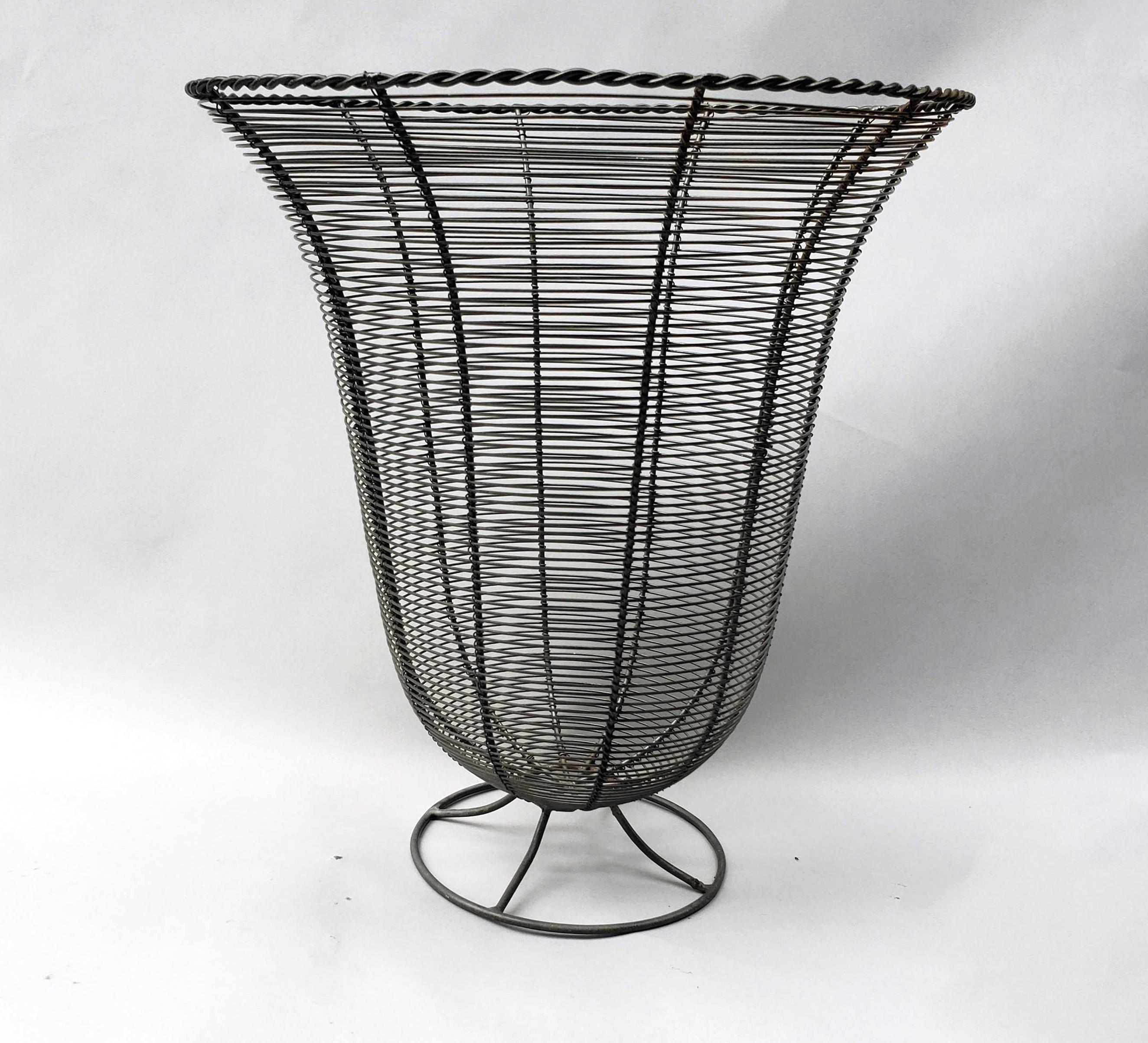 Midcentury 1940s American Wire Waste Basket For Sale 1
