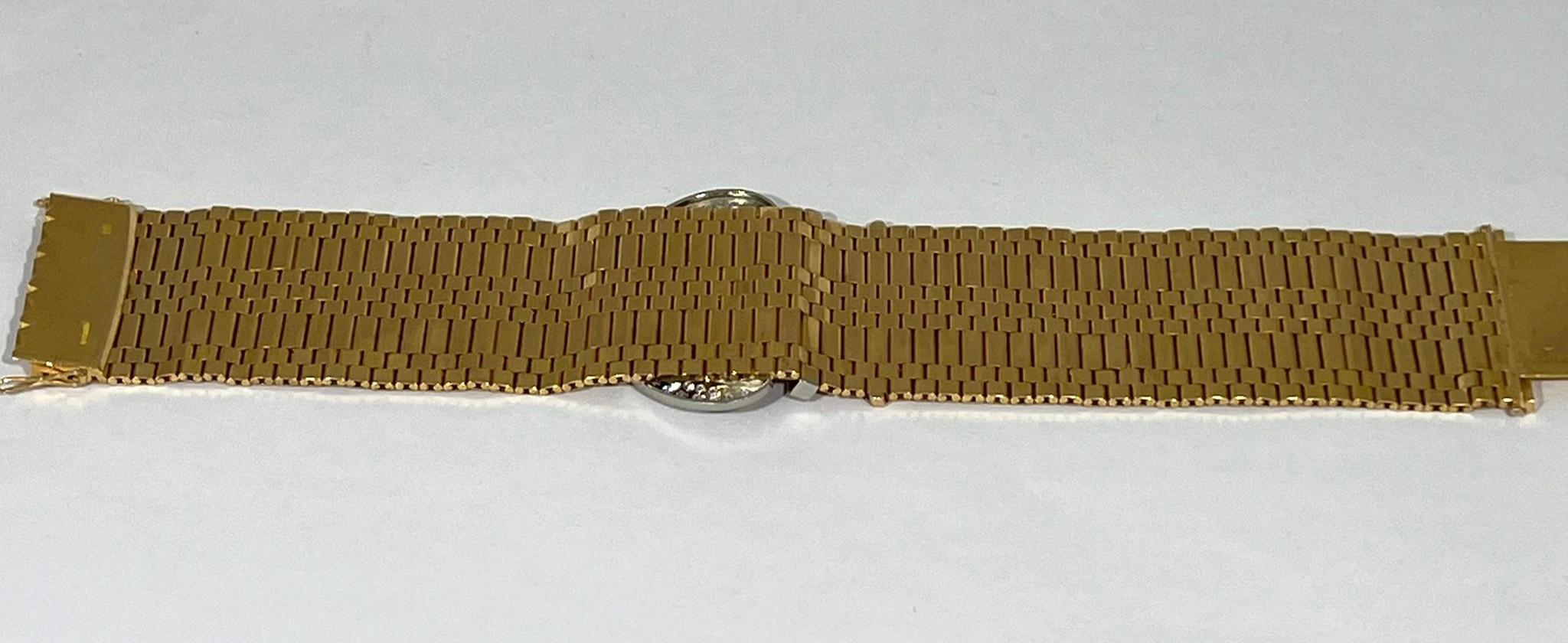 Taille brillant Bracelet chevalier des années 1940 avec étoiles en or jaune 18 carats et platine en vente