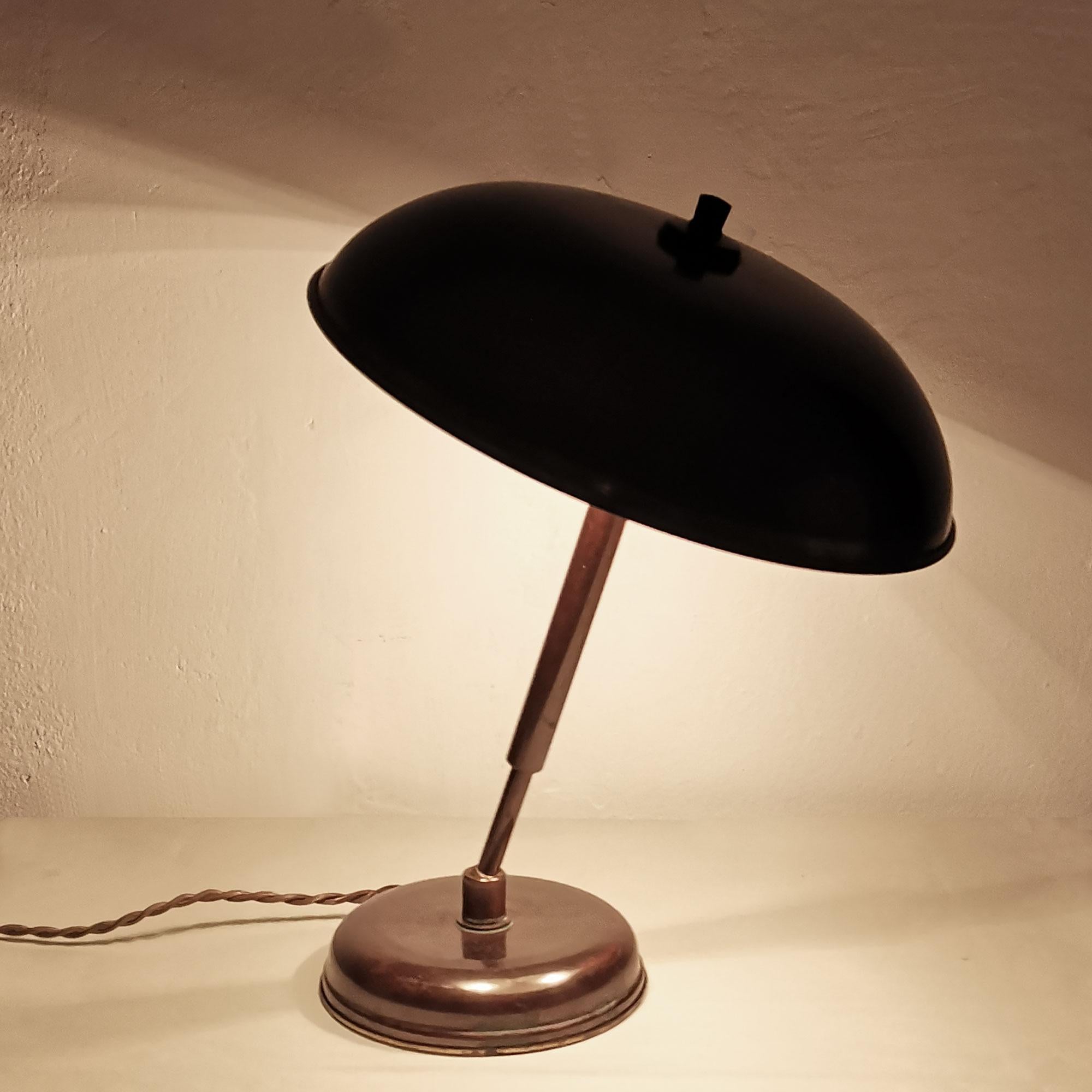 Mid-Century Modern Desk Lamp in Original Patinated Brass, Two Bulbs - Italy 1