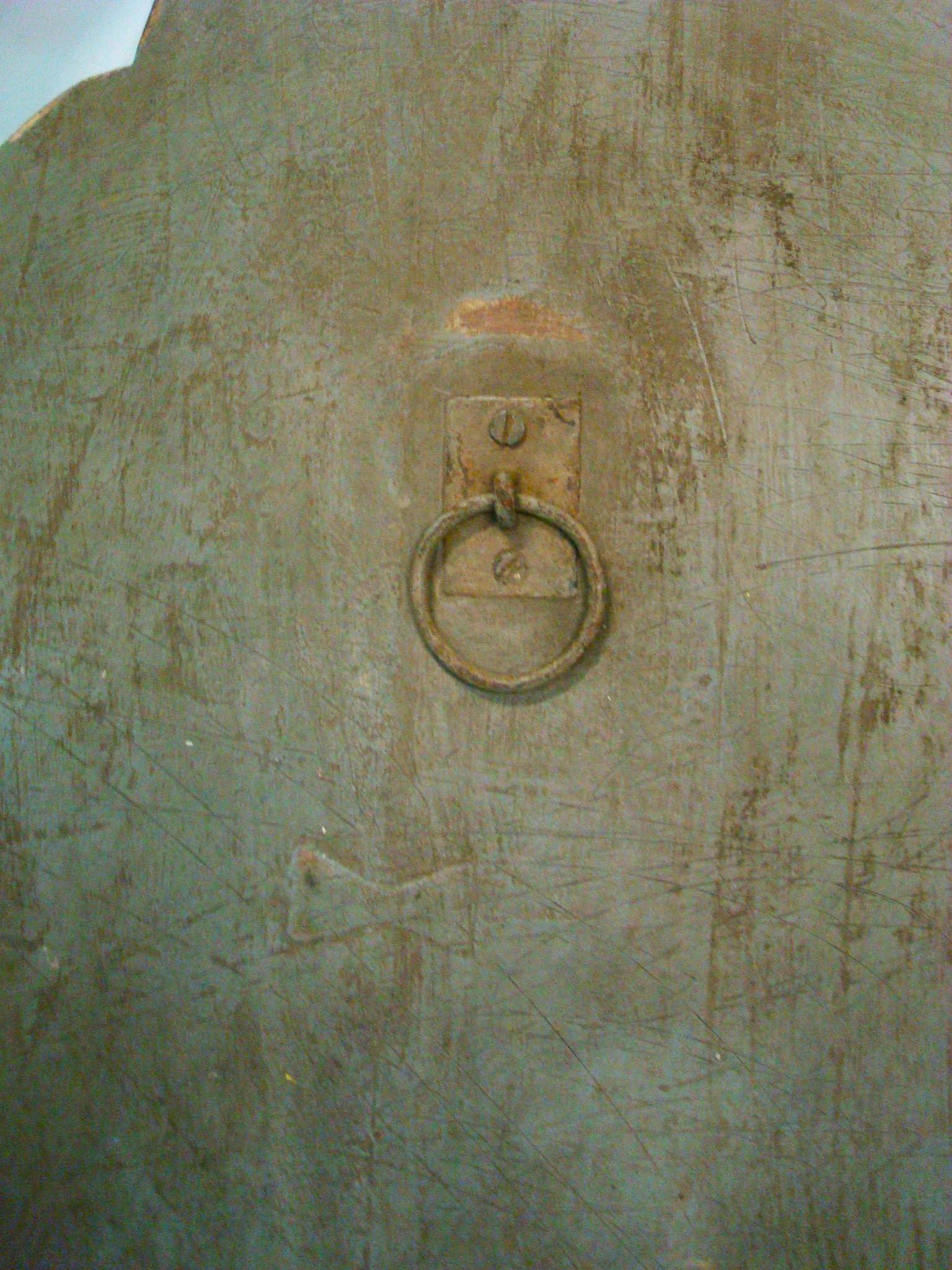 Cartello in legno intagliato a mano di Paperino del 1940 in vendita 2