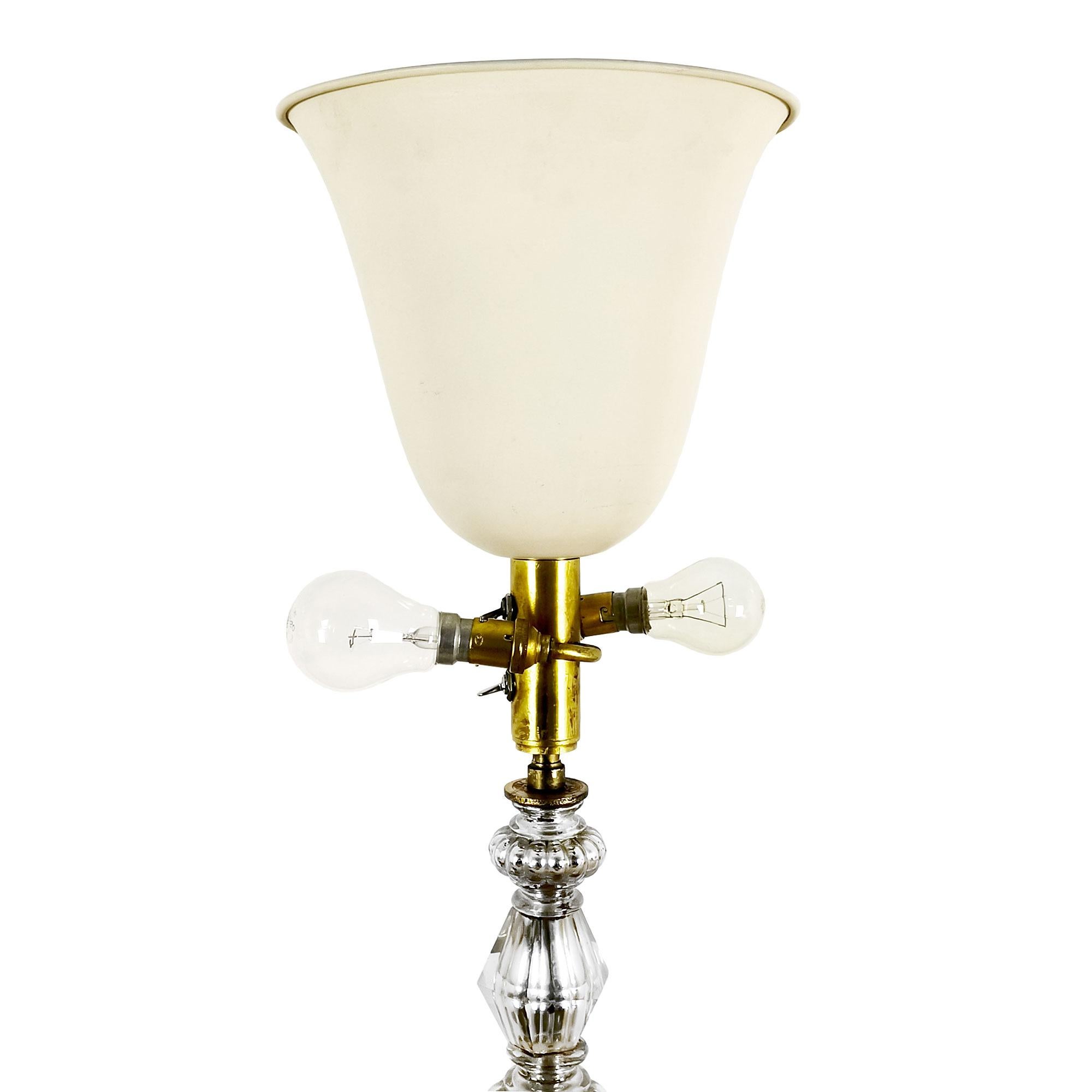 Mid-Century Modern Standing Lamp in Wrought Iron, Blown Glass, Brass - France  For Sale 2