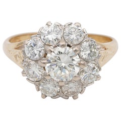 Vintage 1940 Sensational 2.50 Carat Diamond G VVS/VS Daisy Cluster Ring 18 Karat