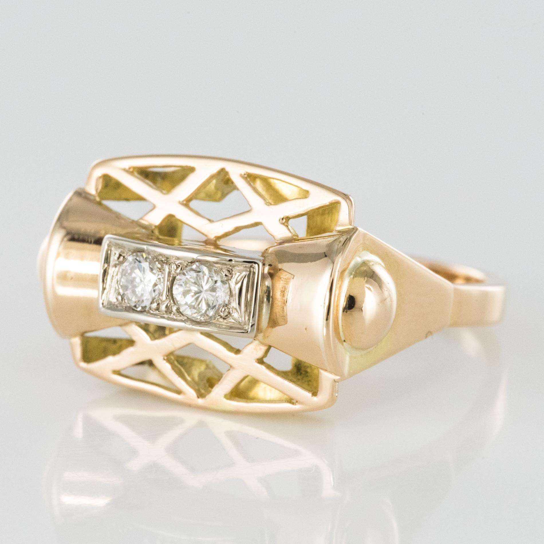 Brilliant Cut 1940s 0.20 Carat Diamond 18 Karat Yellow Gold Retro Ring For Sale