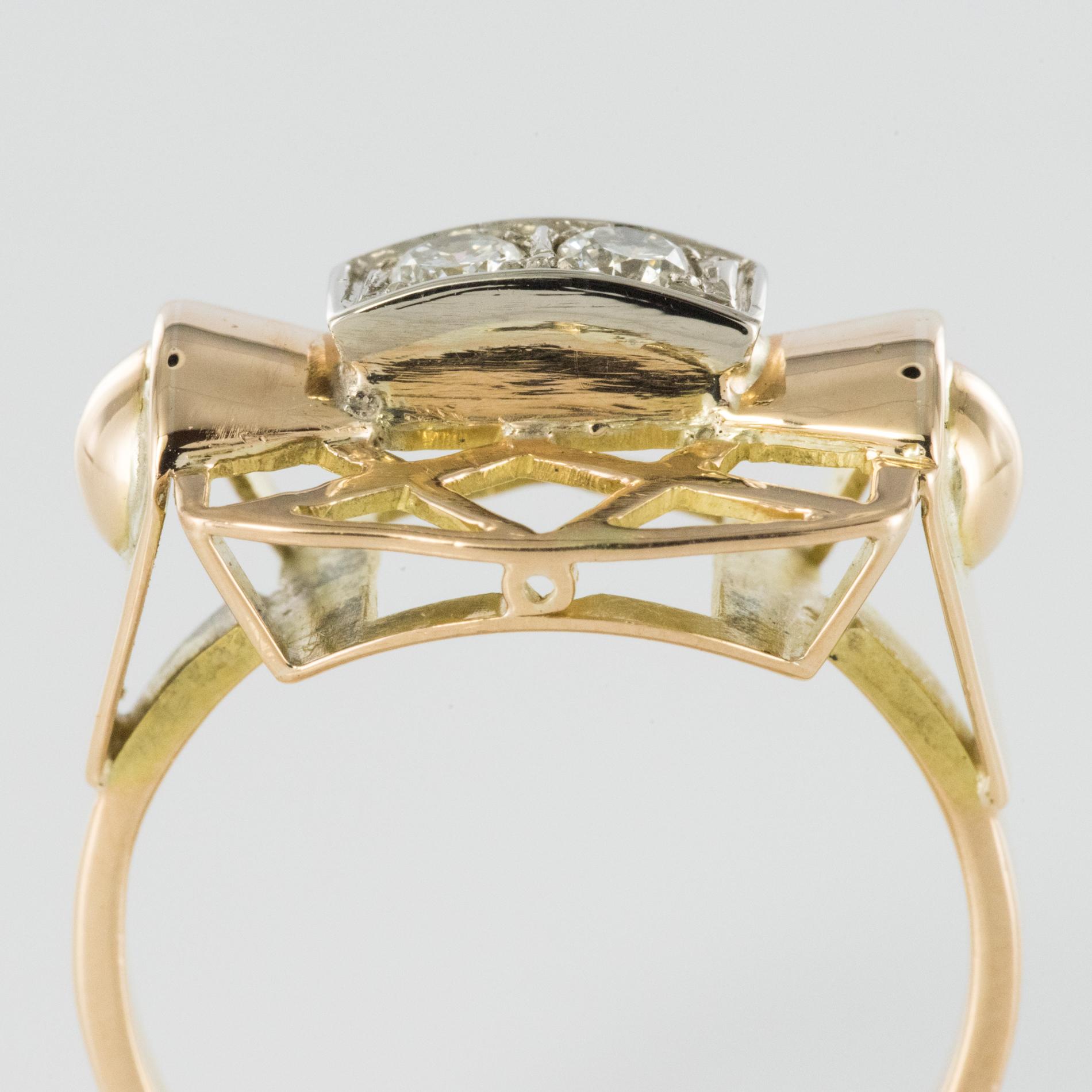 Women's 1940s 0.20 Carat Diamond 18 Karat Yellow Gold Retro Ring For Sale