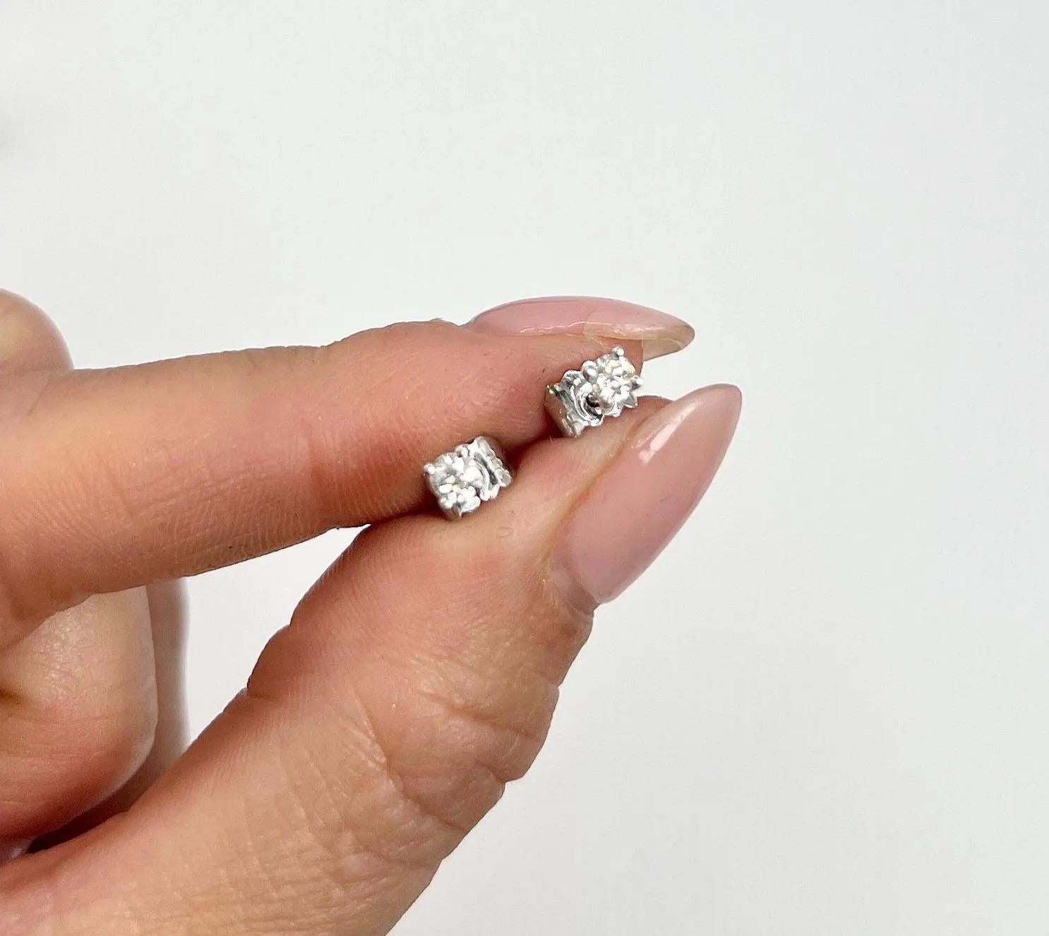 1940s 0.20 Carat Total Brilliant Cut Diamonds Set In New 18ct W Stud Ear Mounts For Sale 5