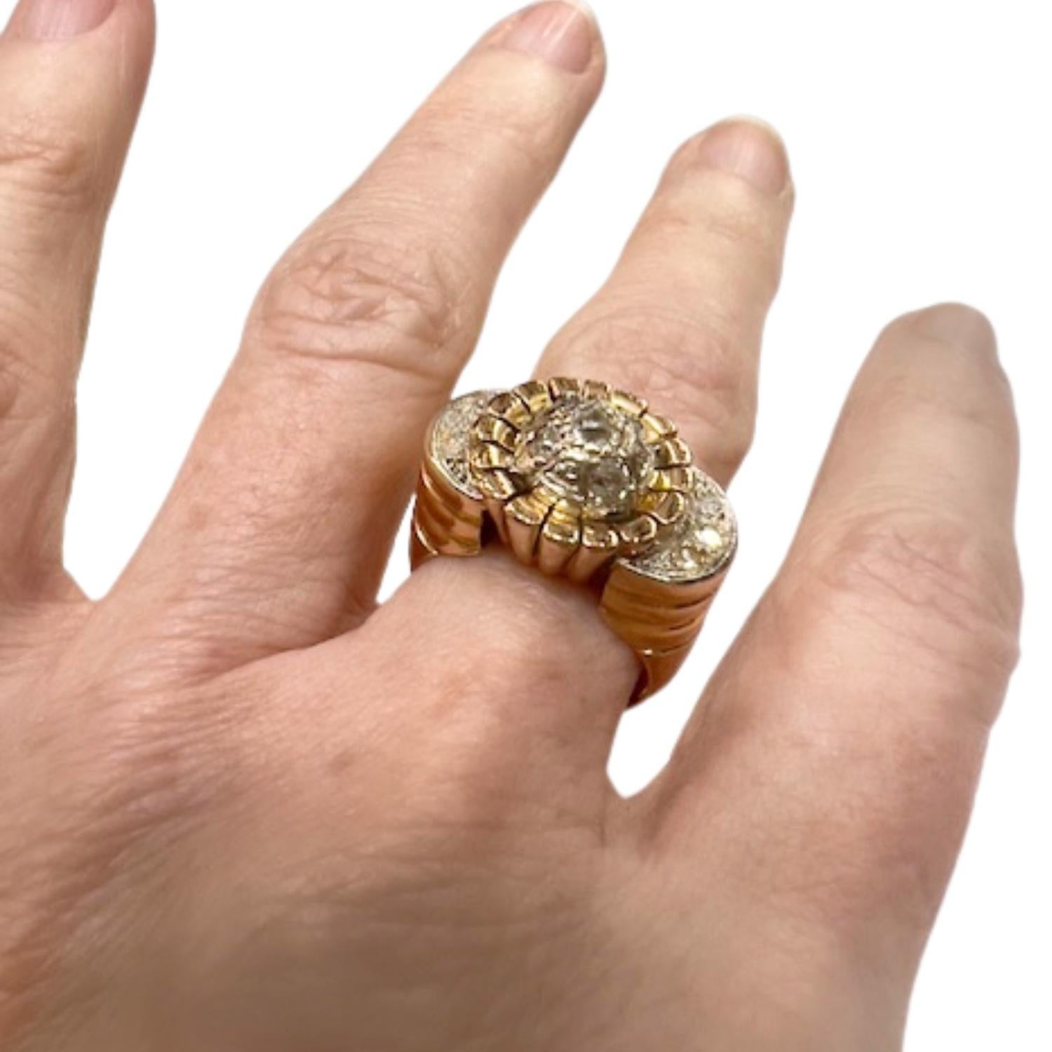 1940s  0.60 carat Diamond Gold Cocktail Ring en venta 1