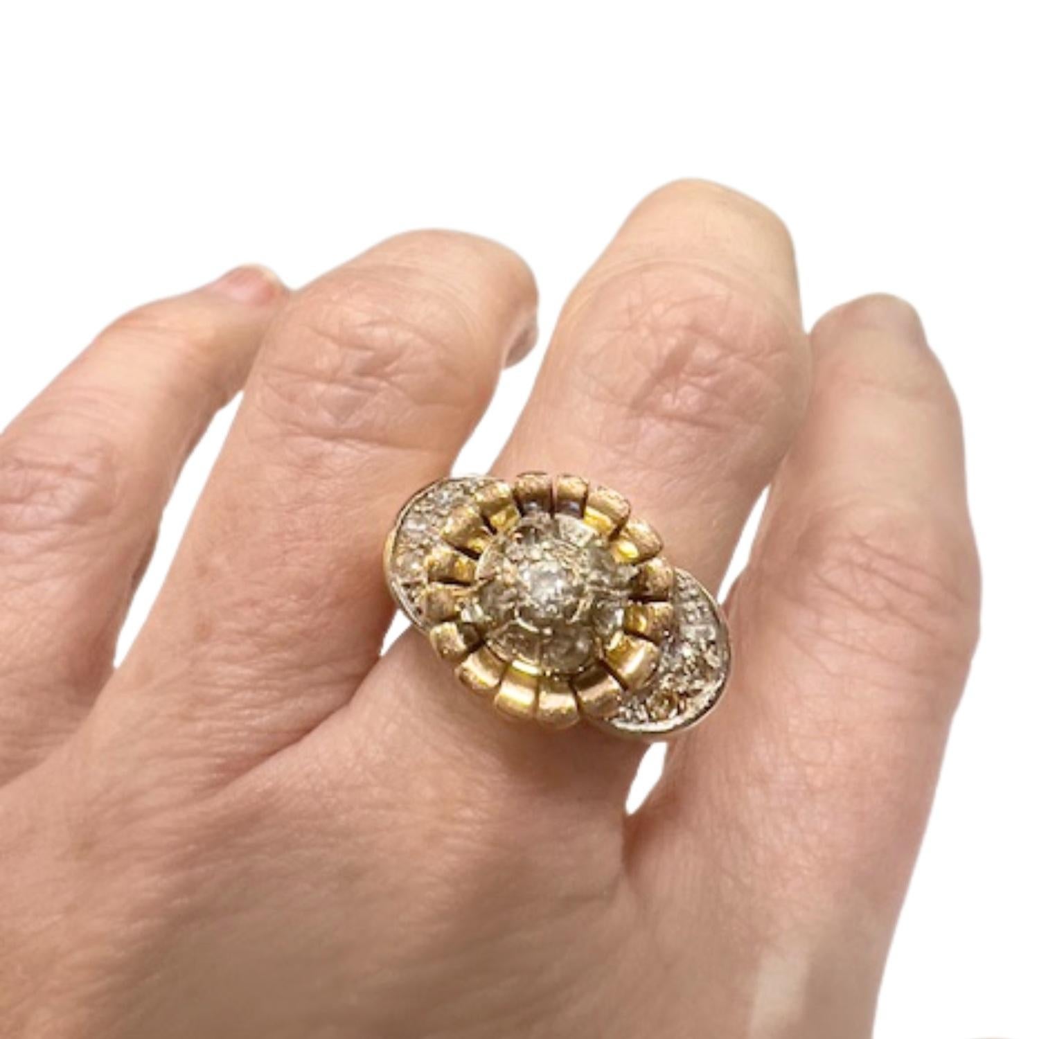 1940s  0.60 carat Diamond Gold Cocktail Ring en venta 2