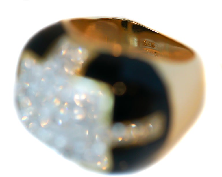 1.0 Carat Total Diamond and Onyx 18 Karat Gold Cocktail Ring For Sale ...