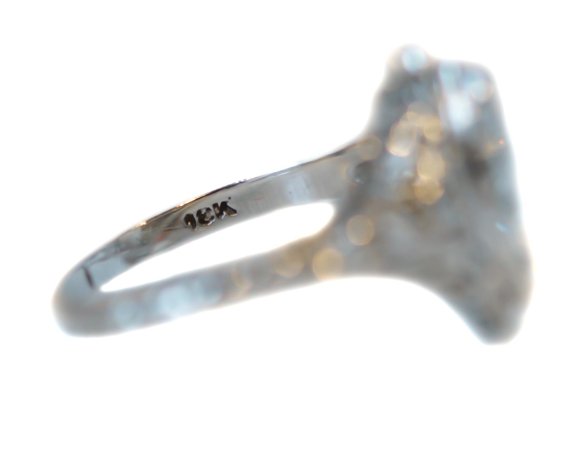 Retro 1940s 1 Carat Marquise Diamond Solitaire and 18 Karat White Gold Filigree Ring
