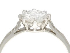 1940s 1.05 Carat Diamond and Platinum Solitaire Ring