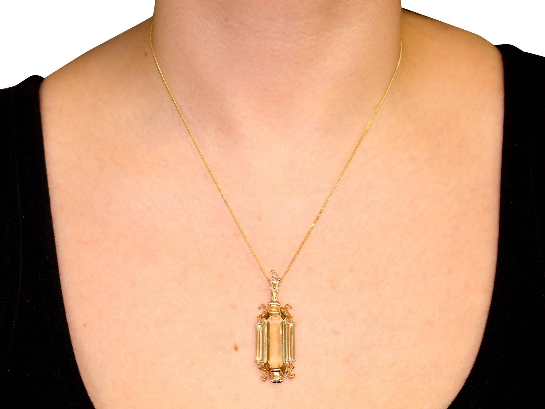 1940s 10.98 Carat Citrine and Yellow Gold Pendant 3