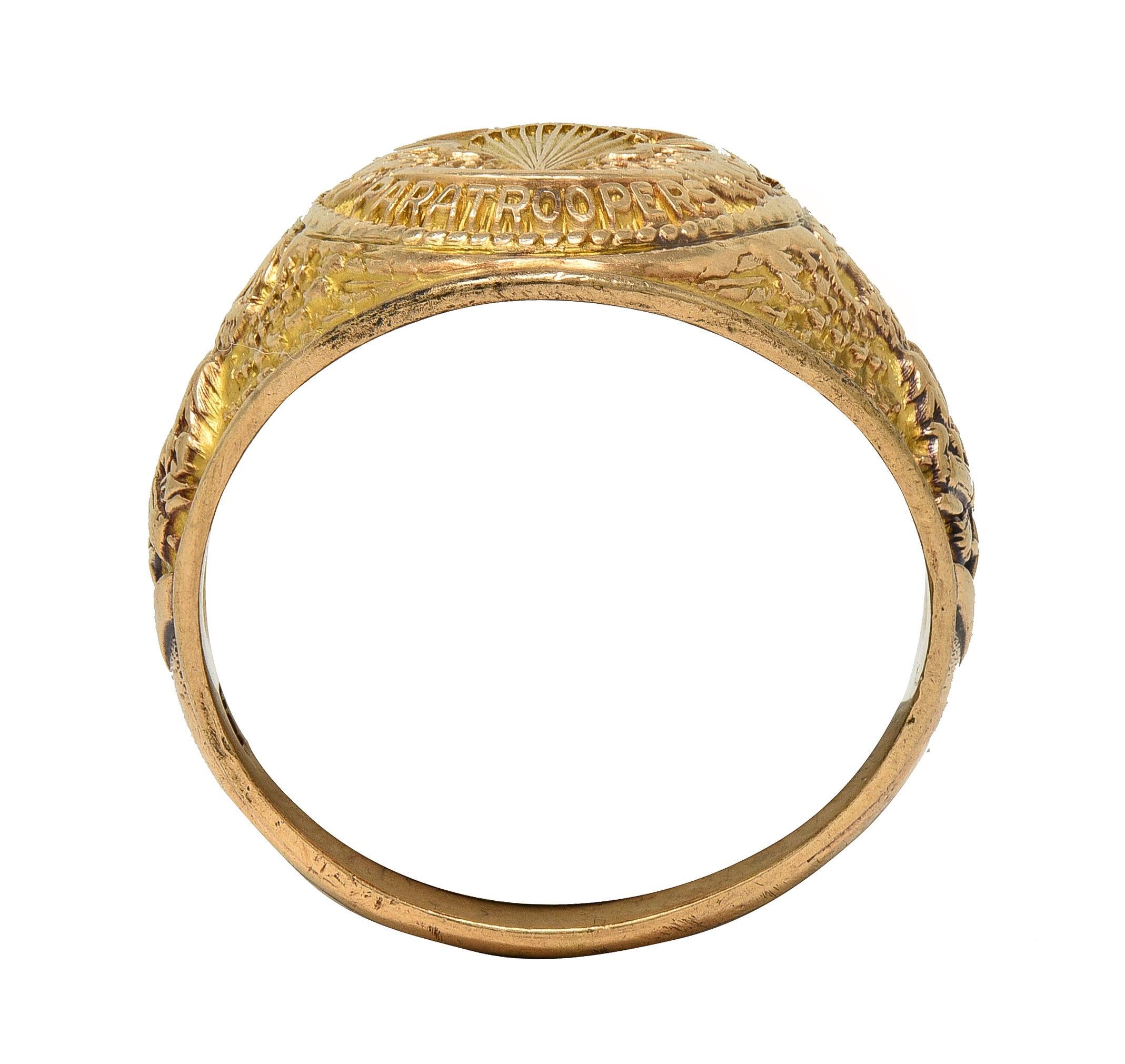 Anello con sigillo da uomo in oro 10 carati del 1940, risalente alla seconda guerra mondiale, per paracadutisti dell'U.S. Army in vendita 2