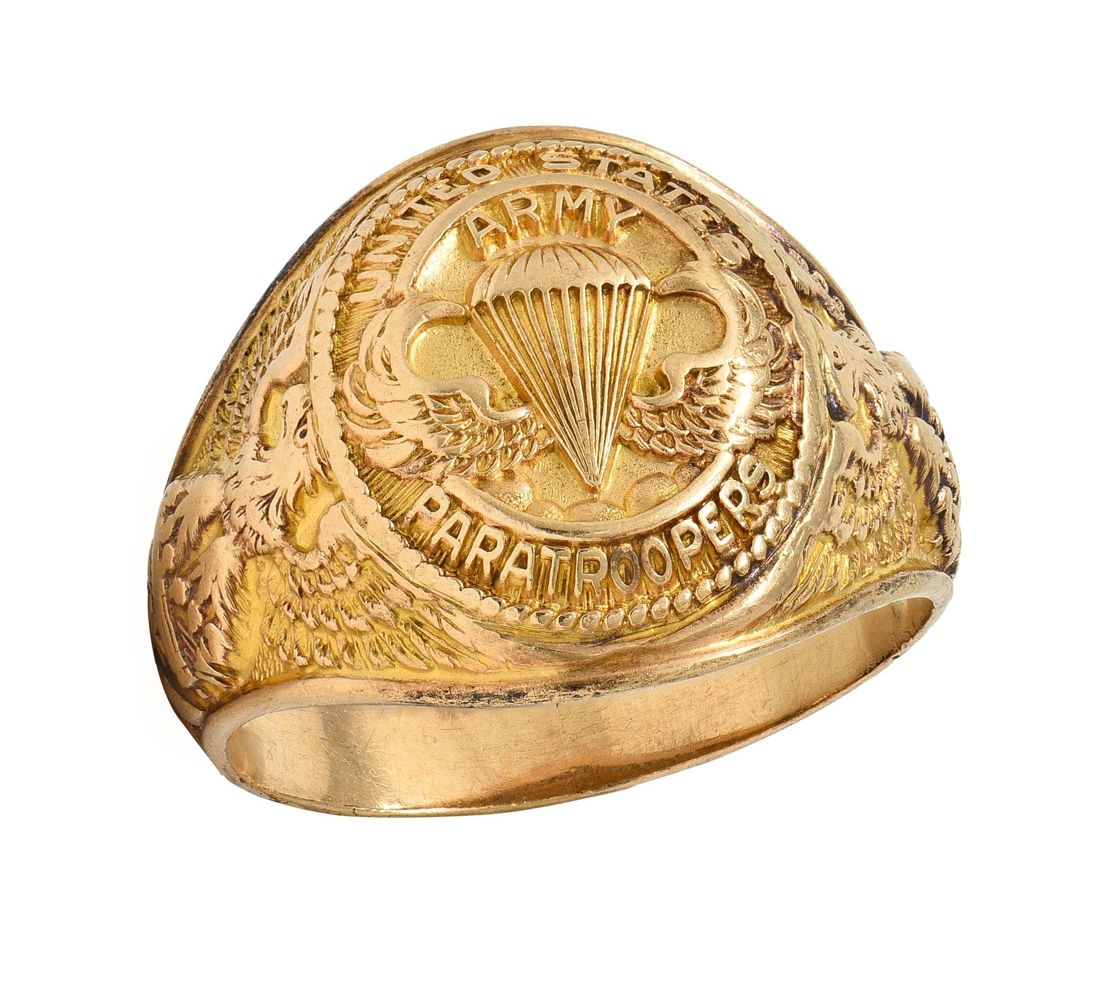 Anello con sigillo da uomo in oro 10 carati del 1940, risalente alla seconda guerra mondiale, per paracadutisti dell'U.S. Army in vendita 3