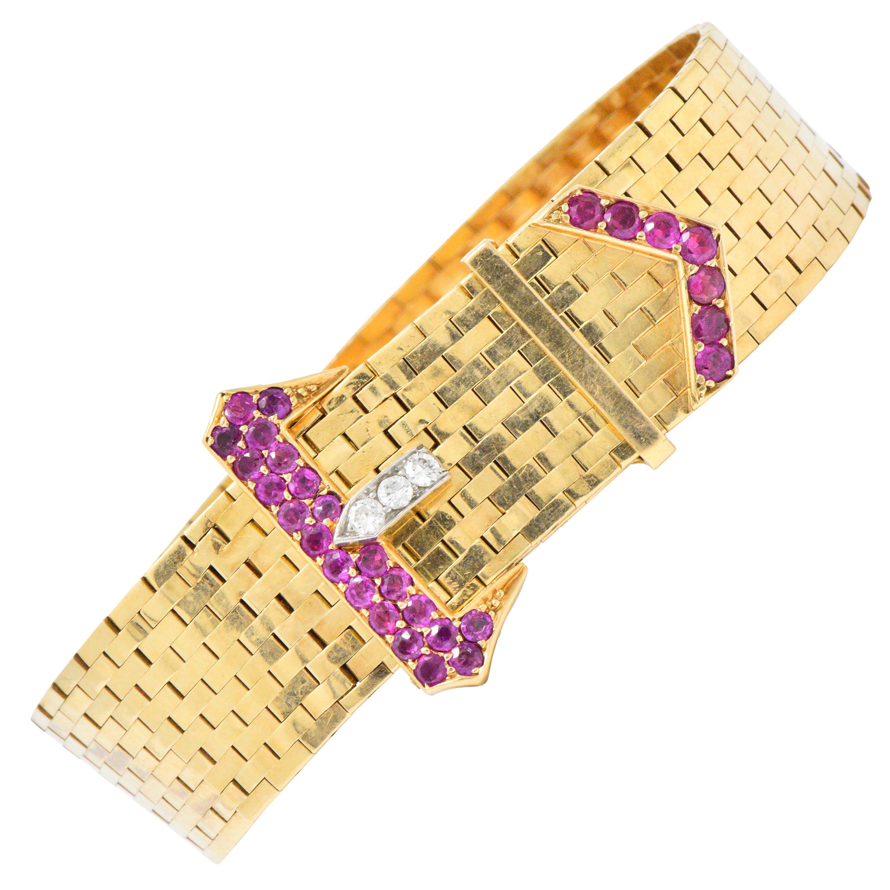 1940s 1.37 Carat Ruby Diamond 14 Karat Gold Jarretière Buckle Link Bracelet