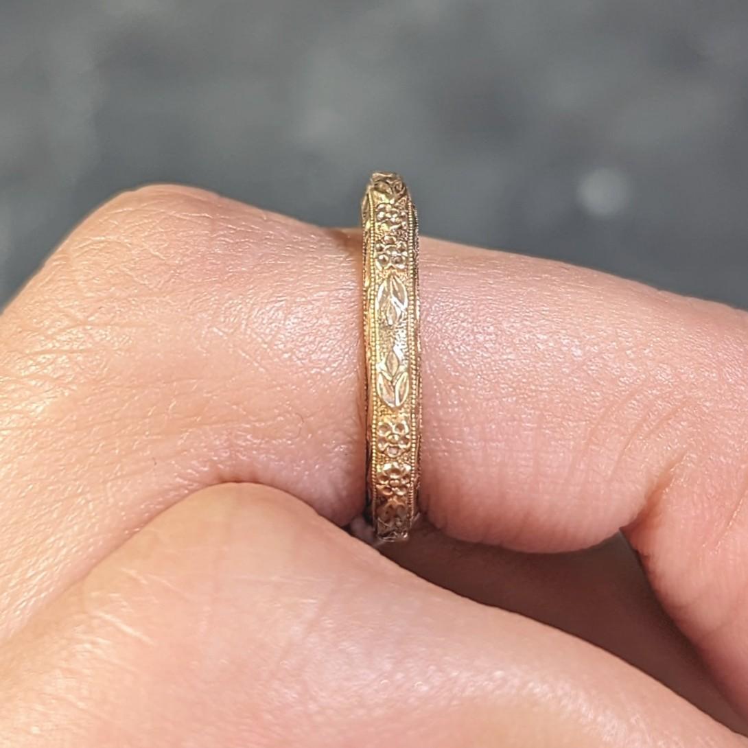 1940's 14 Karat Yellow Gold Orange Blossom Vintage Wedding Band Ring 4