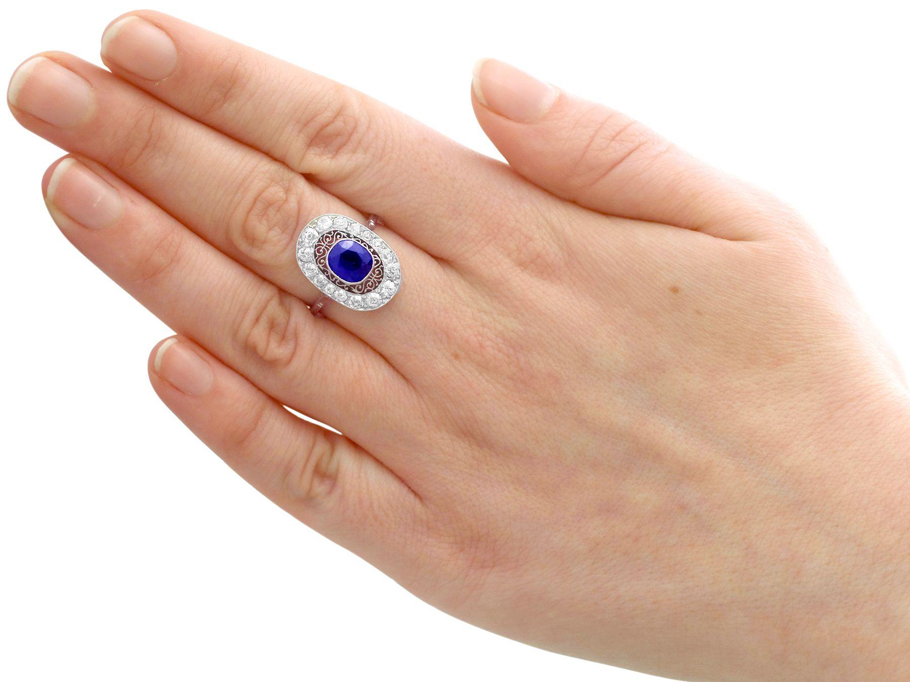 1940s 1.43 Carat Sapphire and Diamond Platinum Cocktail Ring For Sale 1