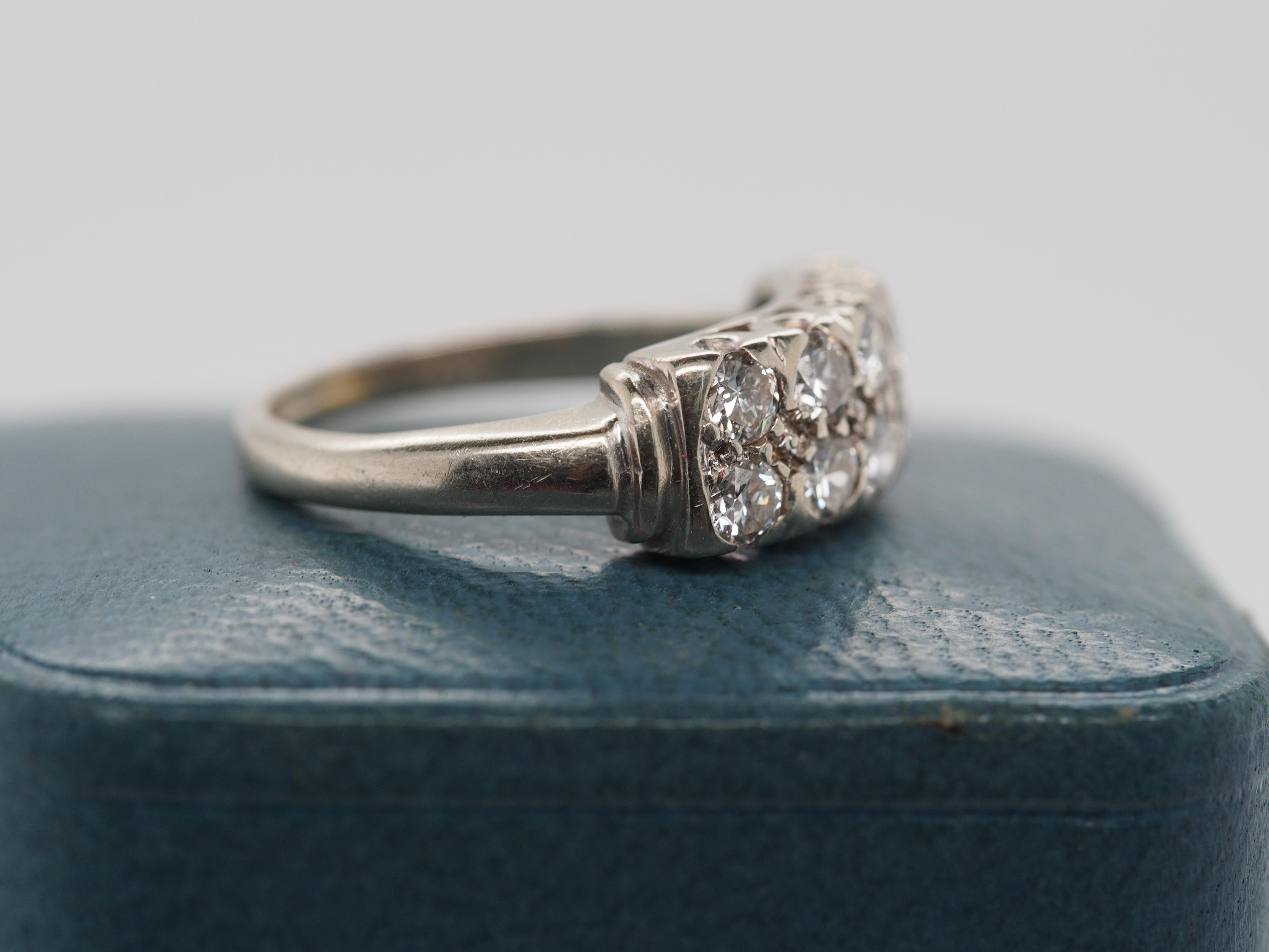 1940er Jahre 14 Karat Weißgold Ehering mit zwei Reihen Diamanten 1