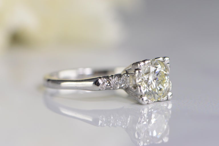 1940s 1.58 Carat Platinum Diamond Engagement Ring For Sale at 1stDibs