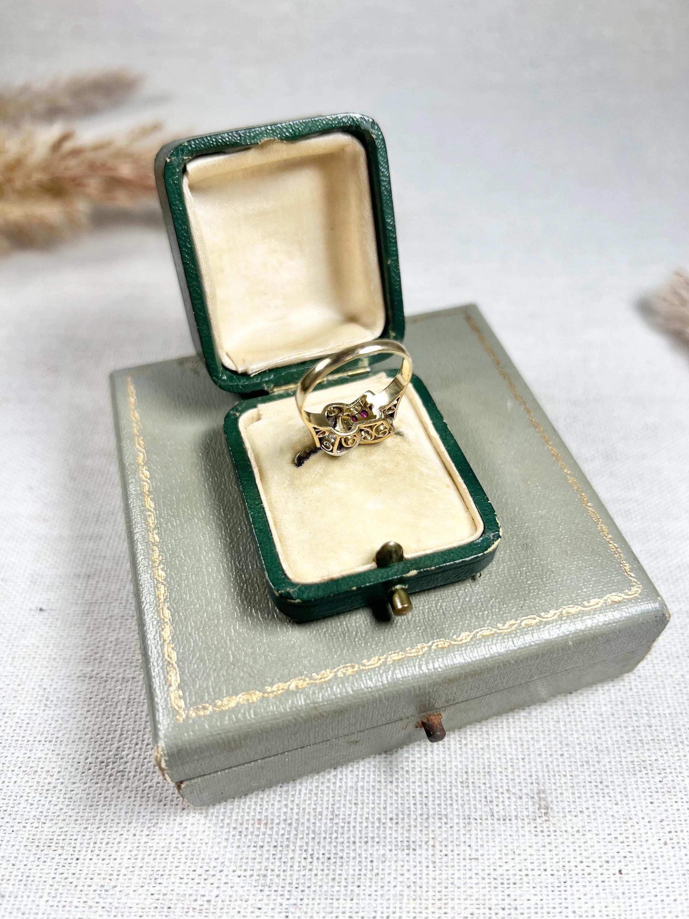 1940s, 18ct Yellow & White Gold Ruby & Diamond Set Buckle / Belt Cocktail Ring For Sale 5