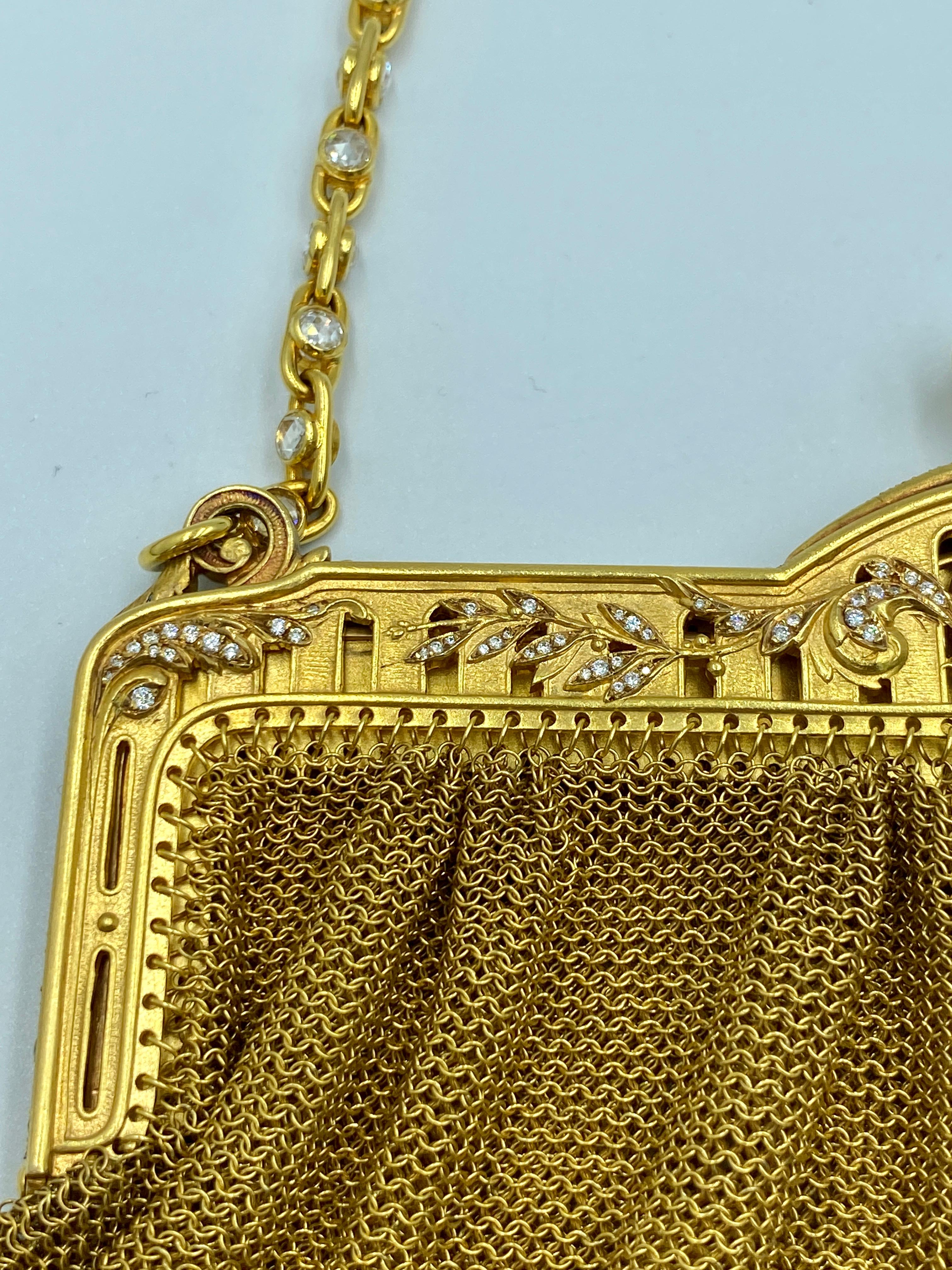 Sac du soir des années 1940 en or 18 carats orné de diamants et de saphirs Bon état - En vente à London, GB