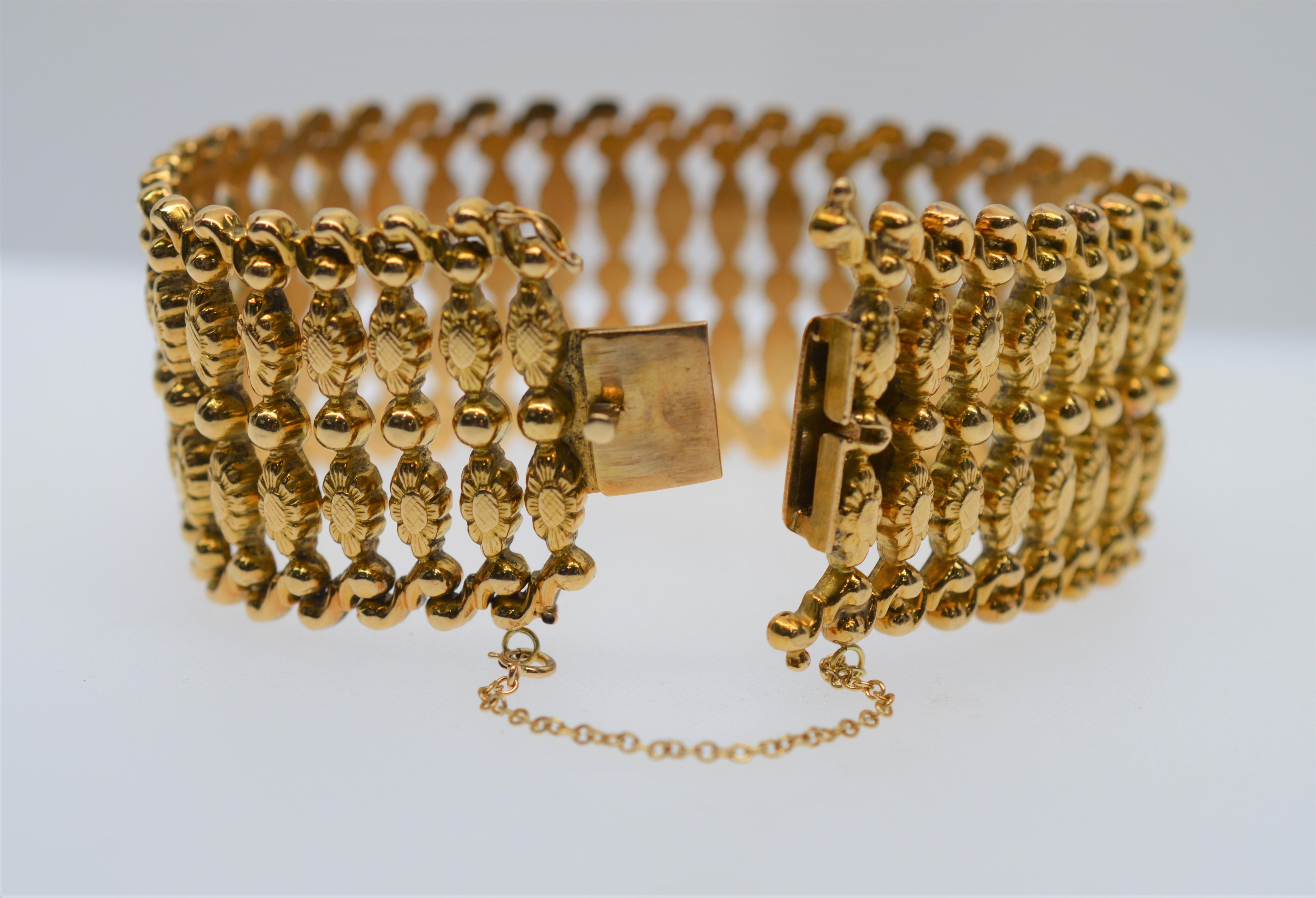 18 Karat Yellow Gold Retro Ladder Statement Bracelet  In Excellent Condition For Sale In Mount Kisco, NY