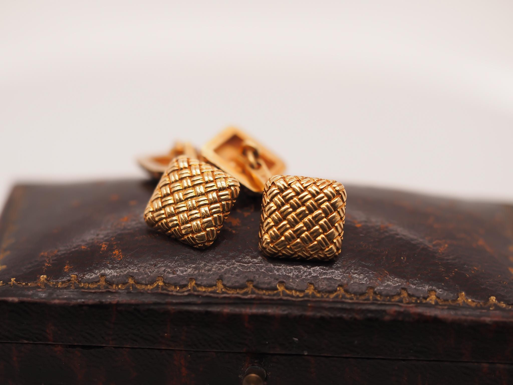 Gemelli Tiffany & Co. anni '40 in oro giallo 18k In condizioni buone in vendita a Hicksville, NY
