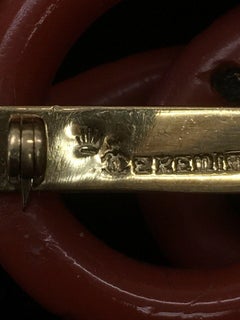 1940s 18karat Gold Signed COCO CHANEL “EREMIAS” Coral Bakelite Pin Brooch