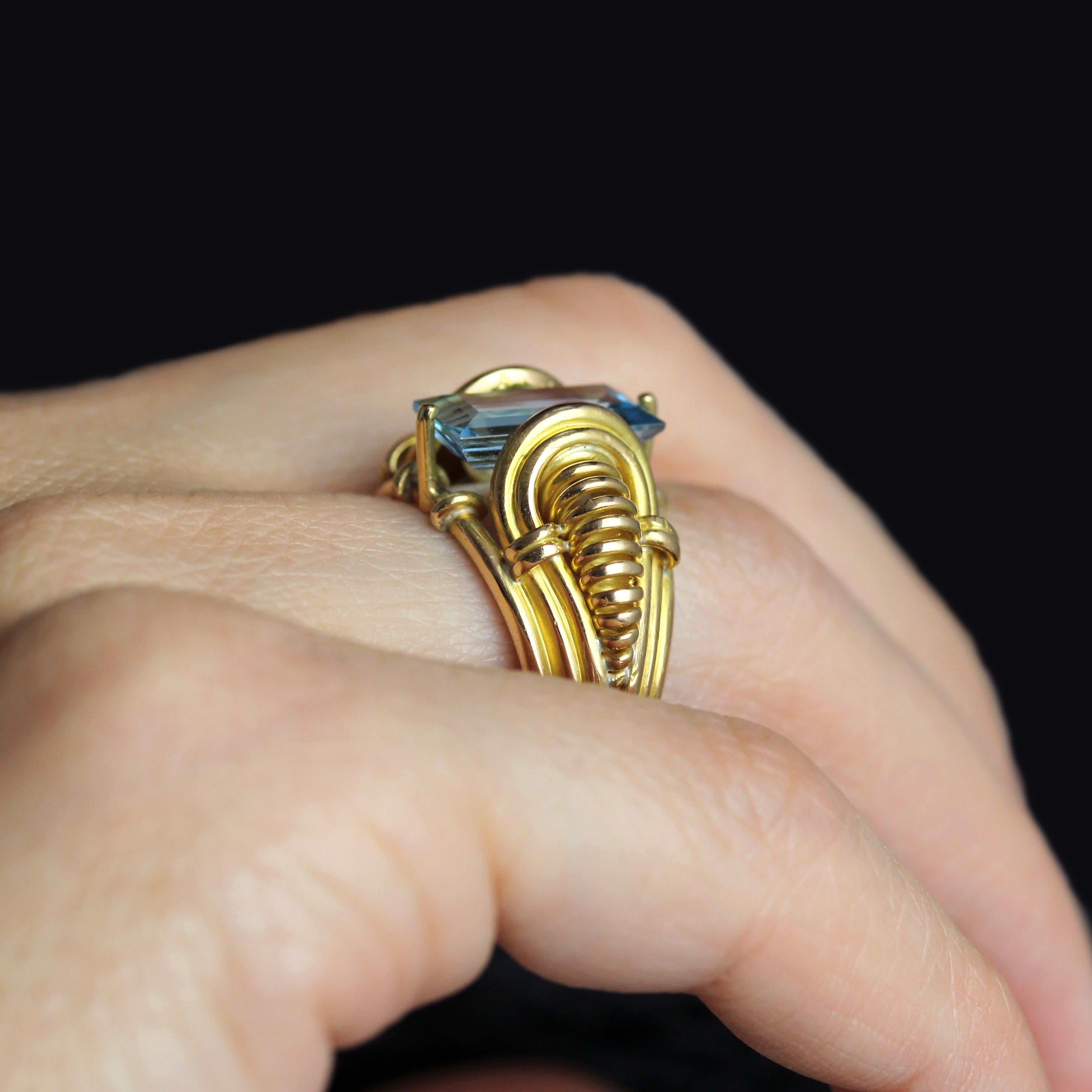 Anello retrò anni '40 con acquamarina da 1,90 carati e oro giallo da 18 carati in vendita 5