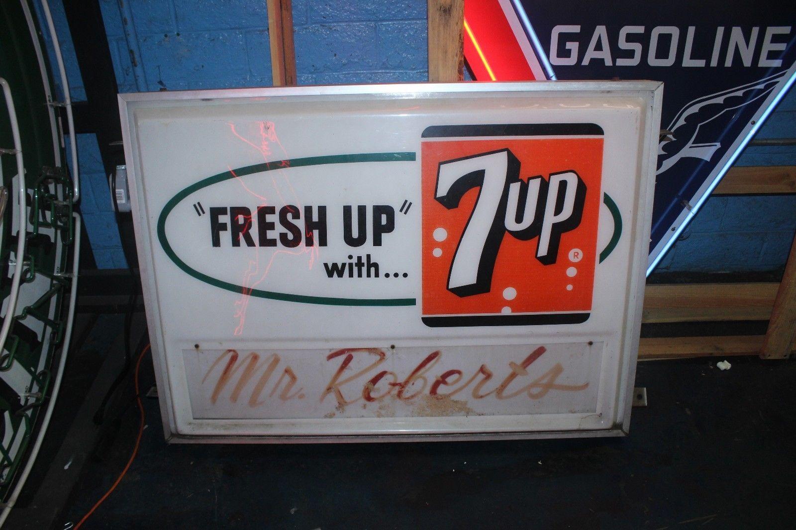 Mid-20th Century 1940s-1950s 7-UP Light Up Grocery Store Plastic Sign For Sale
