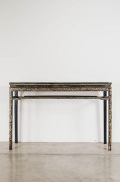 1940s - 1950s Antique Gold Gilt Lacquered Waistless Table in Black Lacquer