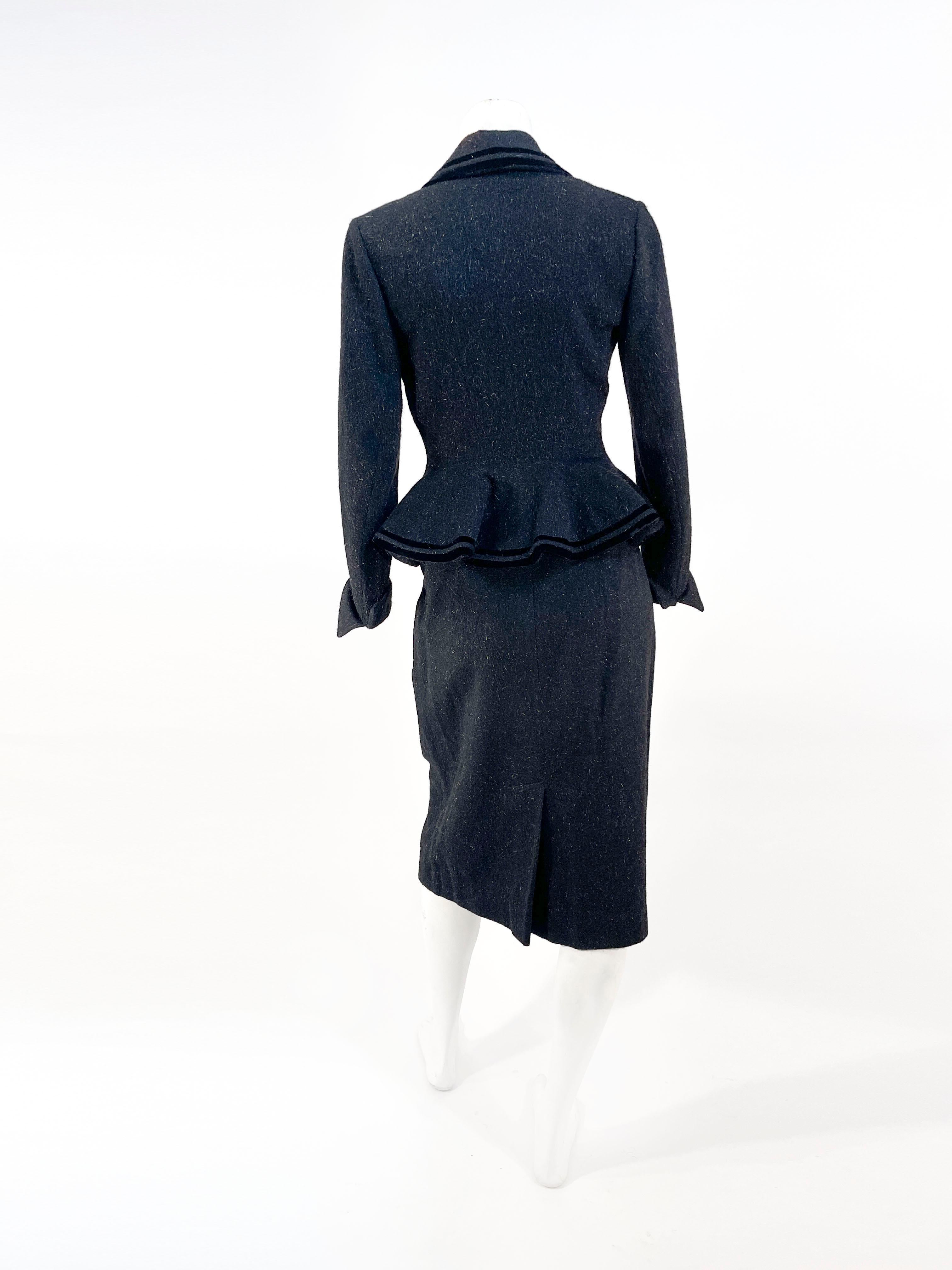 1940s/1950s Costume en laine noire The Lilly Ann en vente 1