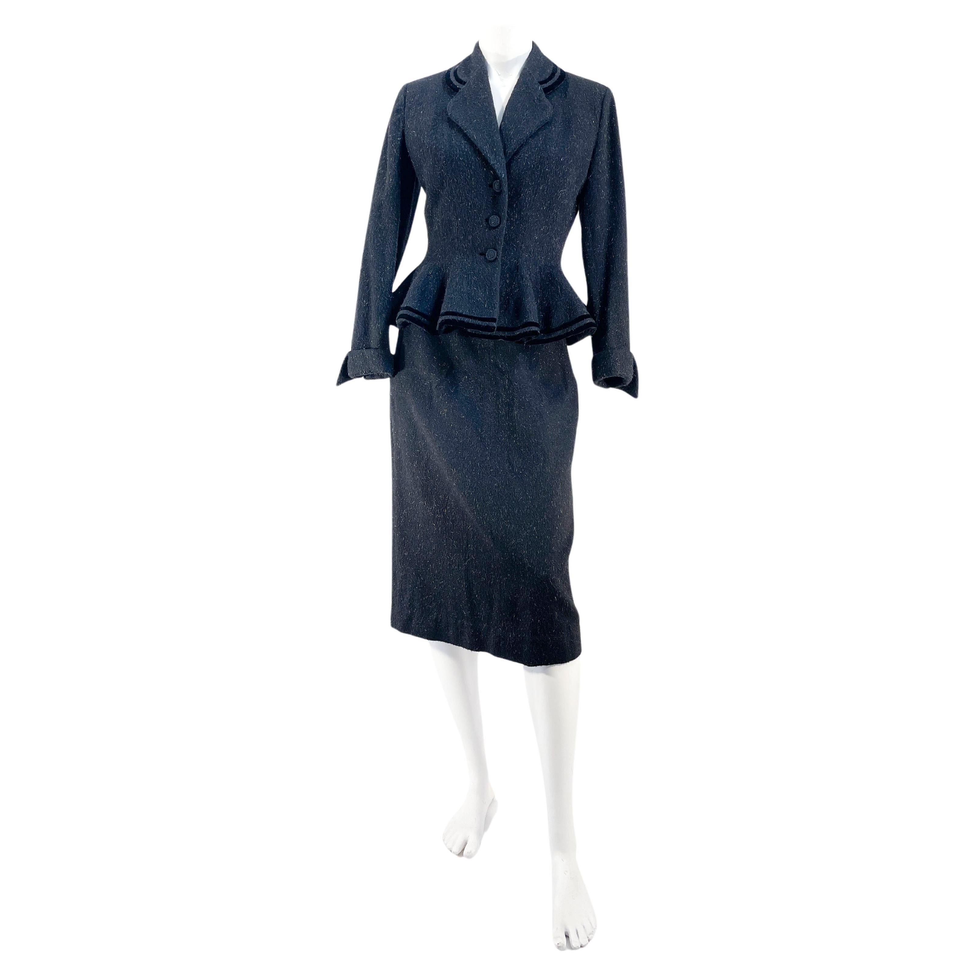1940s/1950s Costume en laine noire The Lilly Ann en vente