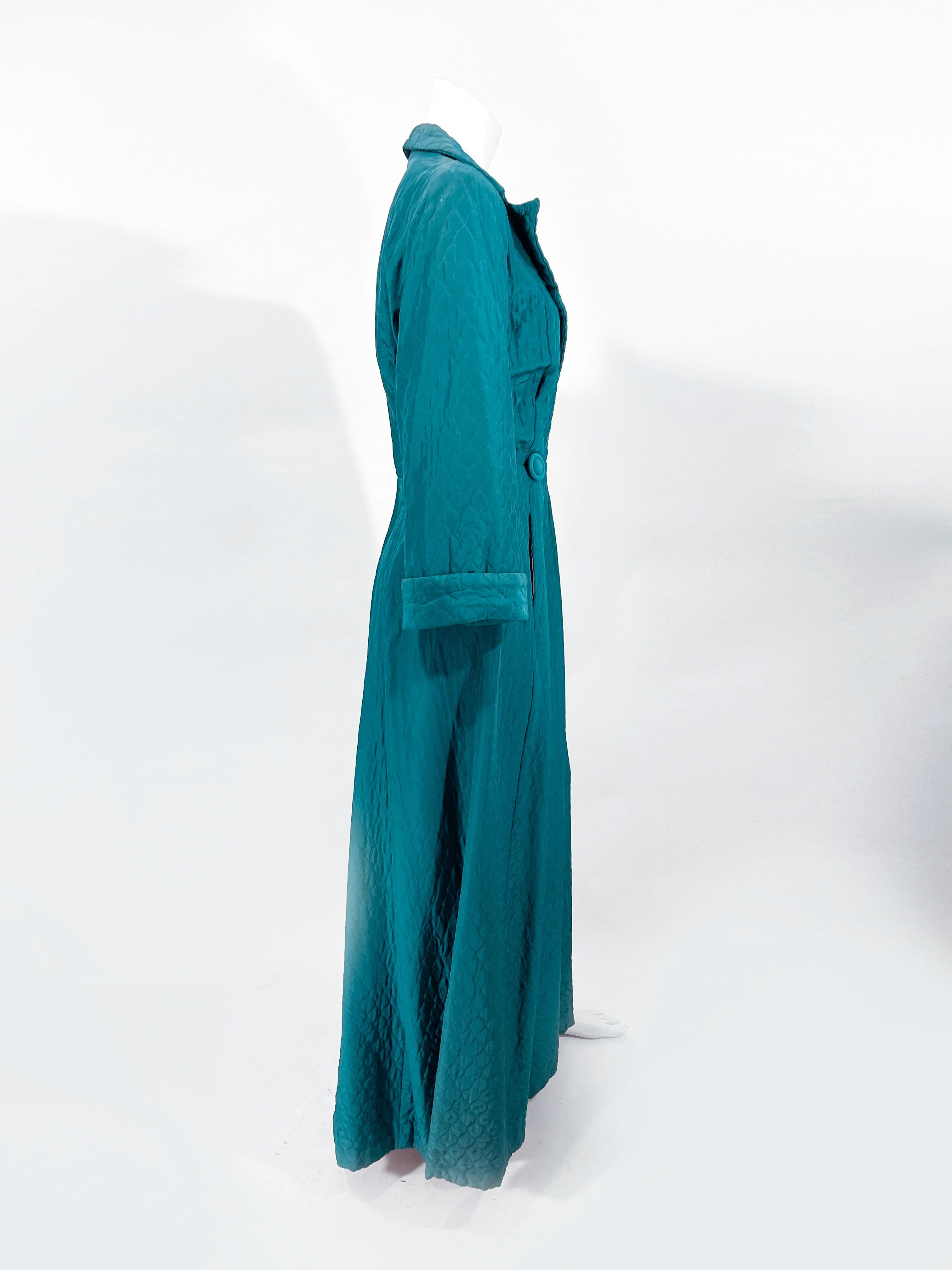 Women's 1940s/1950s Teal Green House Robe For Sale