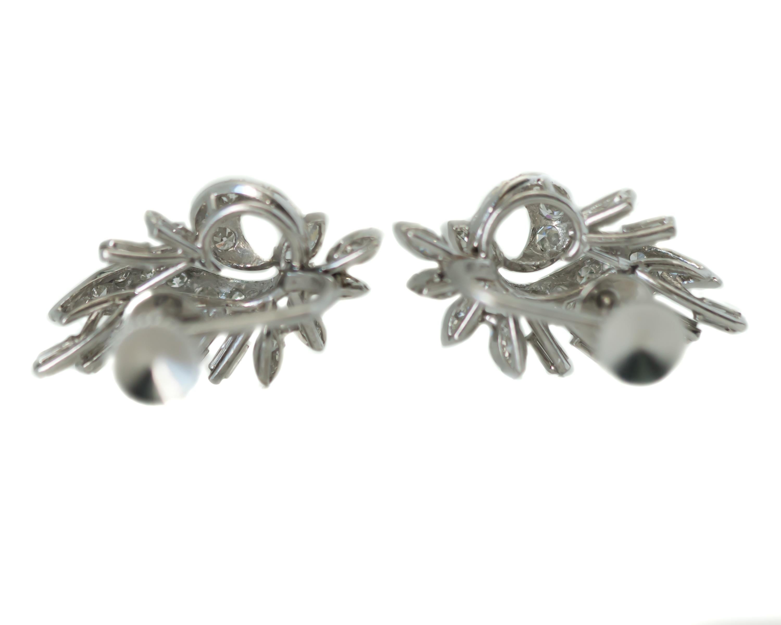Retro 1940s 2 Carat Total Diamond, White Gold Floral Leaf Screw Clip-On Earrings For Sale