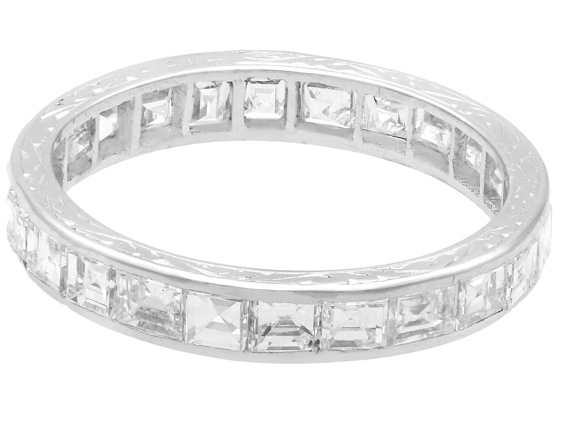 1940s 2.16 Carat Diamond and Platinum Full Eternity Ring In Good Condition For Sale In Jesmond, Newcastle Upon Tyne