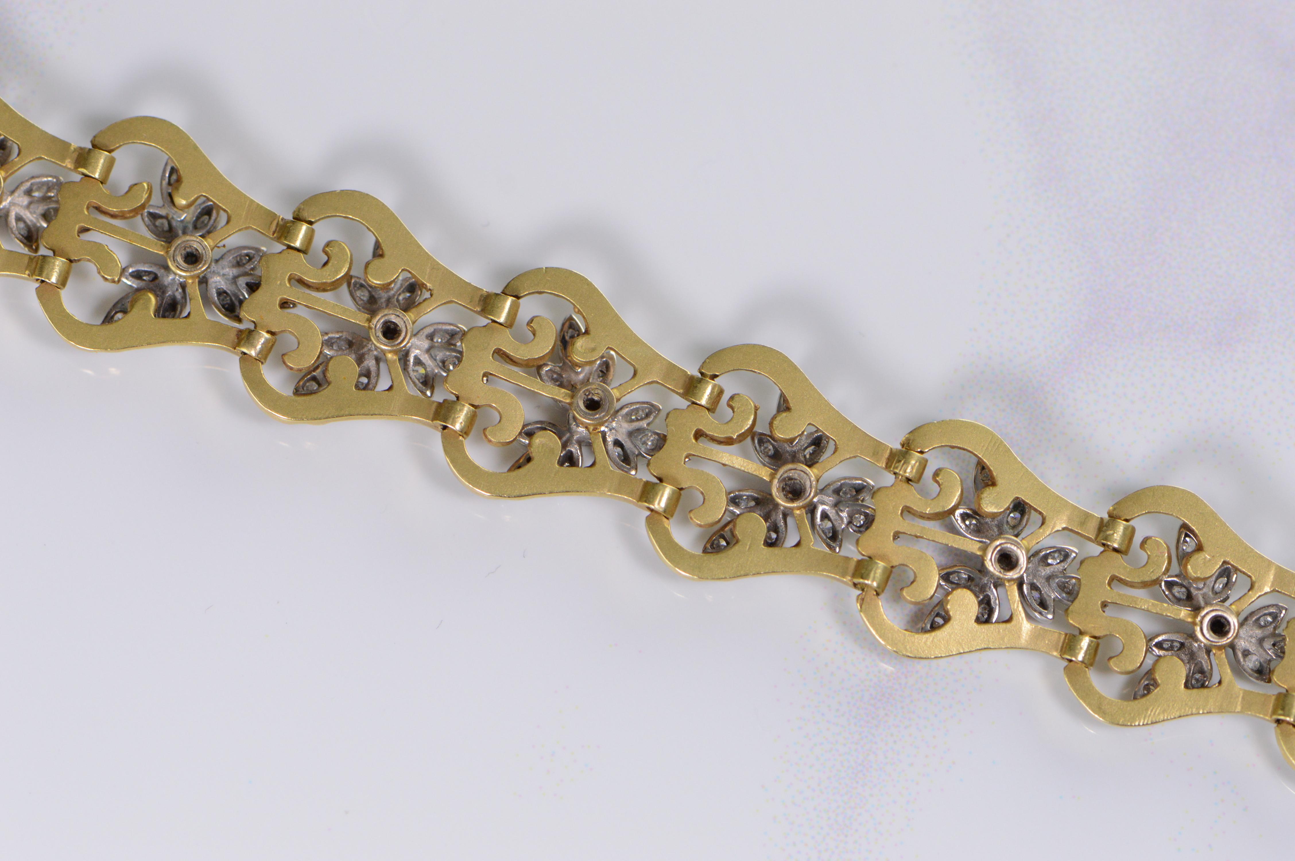 1940s 2.50 Carat Diamond Link Gold Bracelet In Good Condition For Sale In Frederick, MD