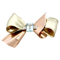 Vintage 1940s 3.26 Carat Aquamarine Diamond Gold Bow Brooch