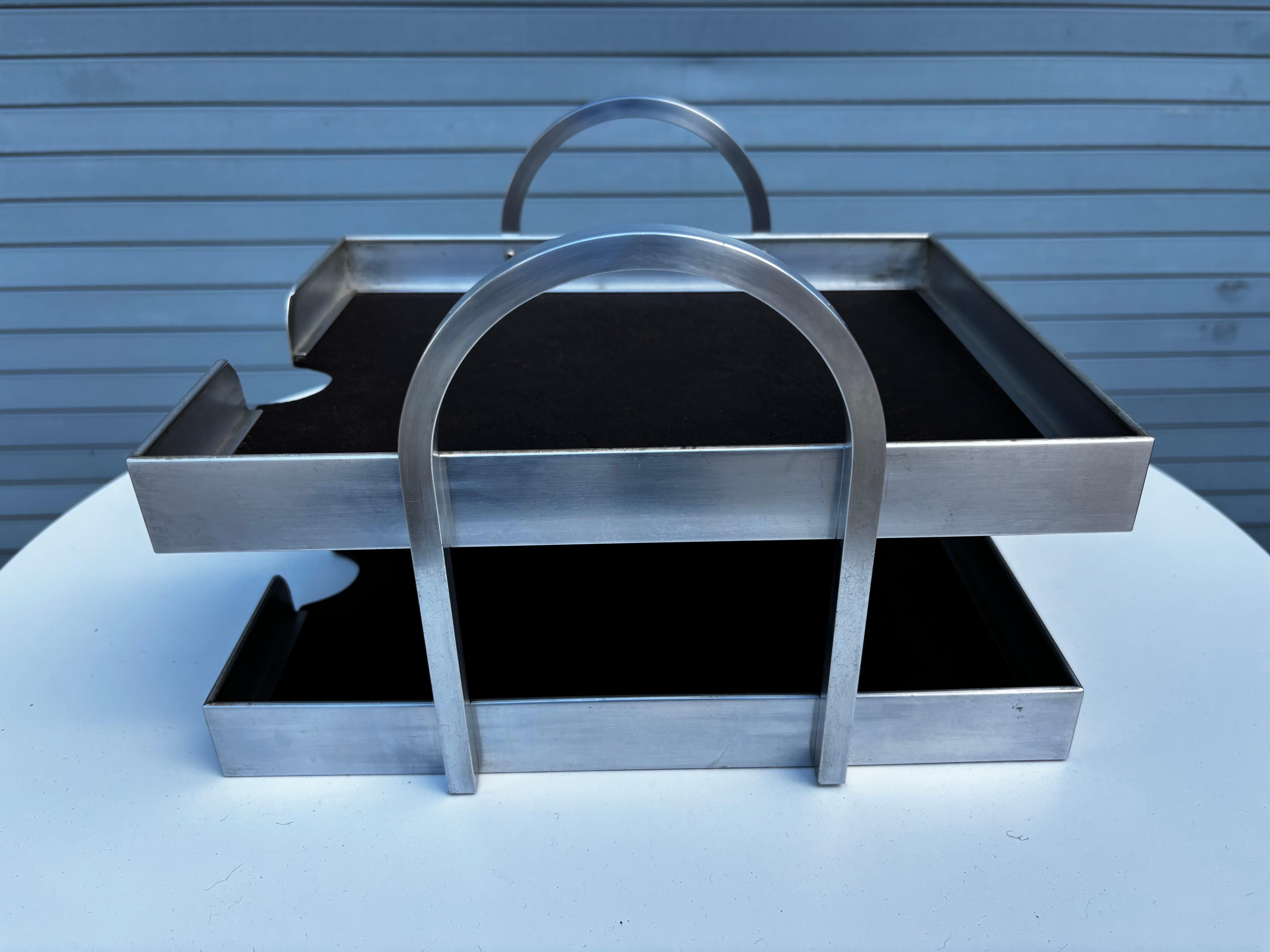 1940er/ 50er Jahre Aluminium IN/ OUT Box im Angebot 1