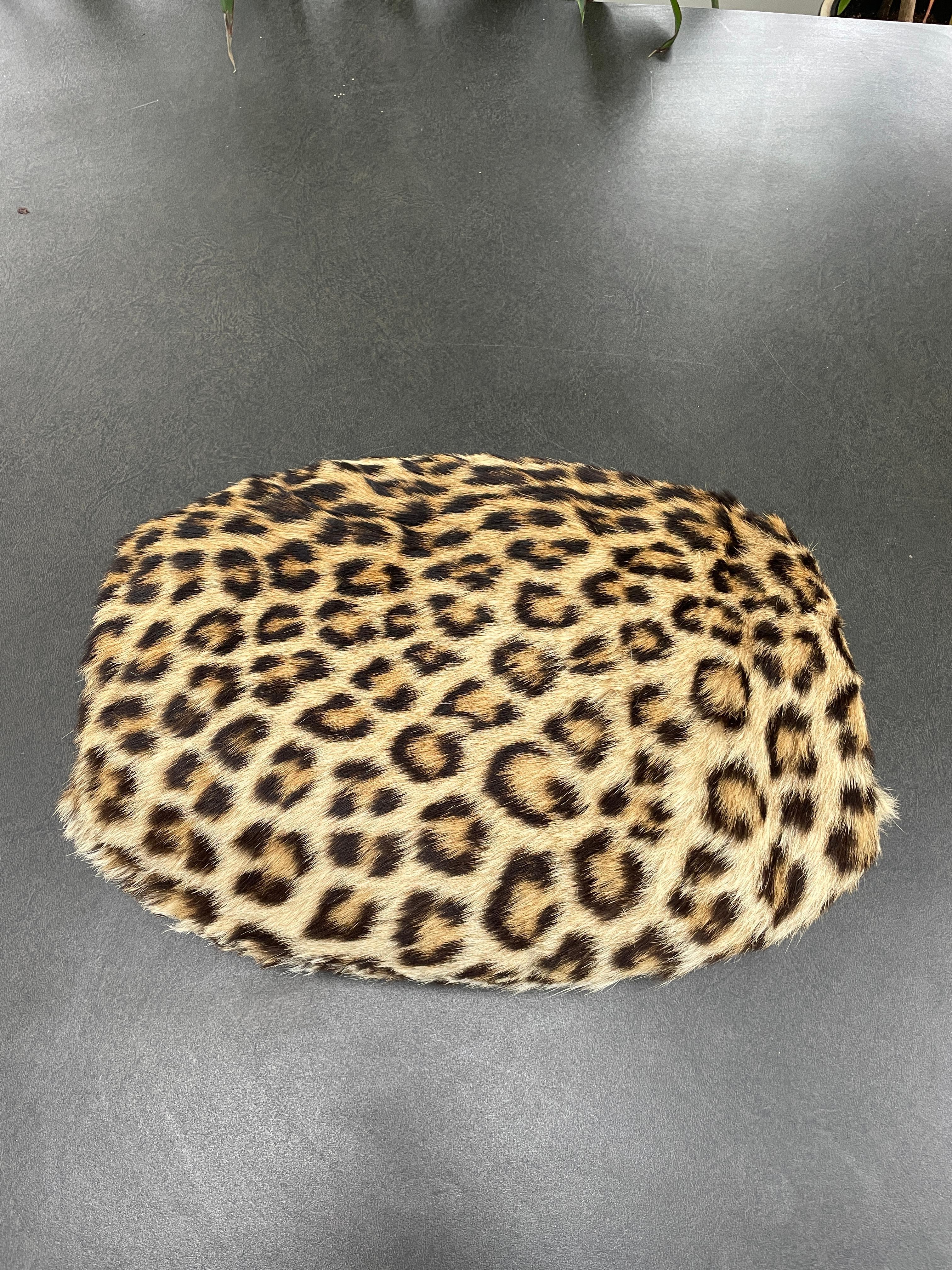 Leopard Print Muff Hand bag Vintage 1940s-50s For Sale 1