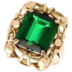 1940er Jahre 8,37 Karat Turmalin und Gelbgold Cocktail-Ring