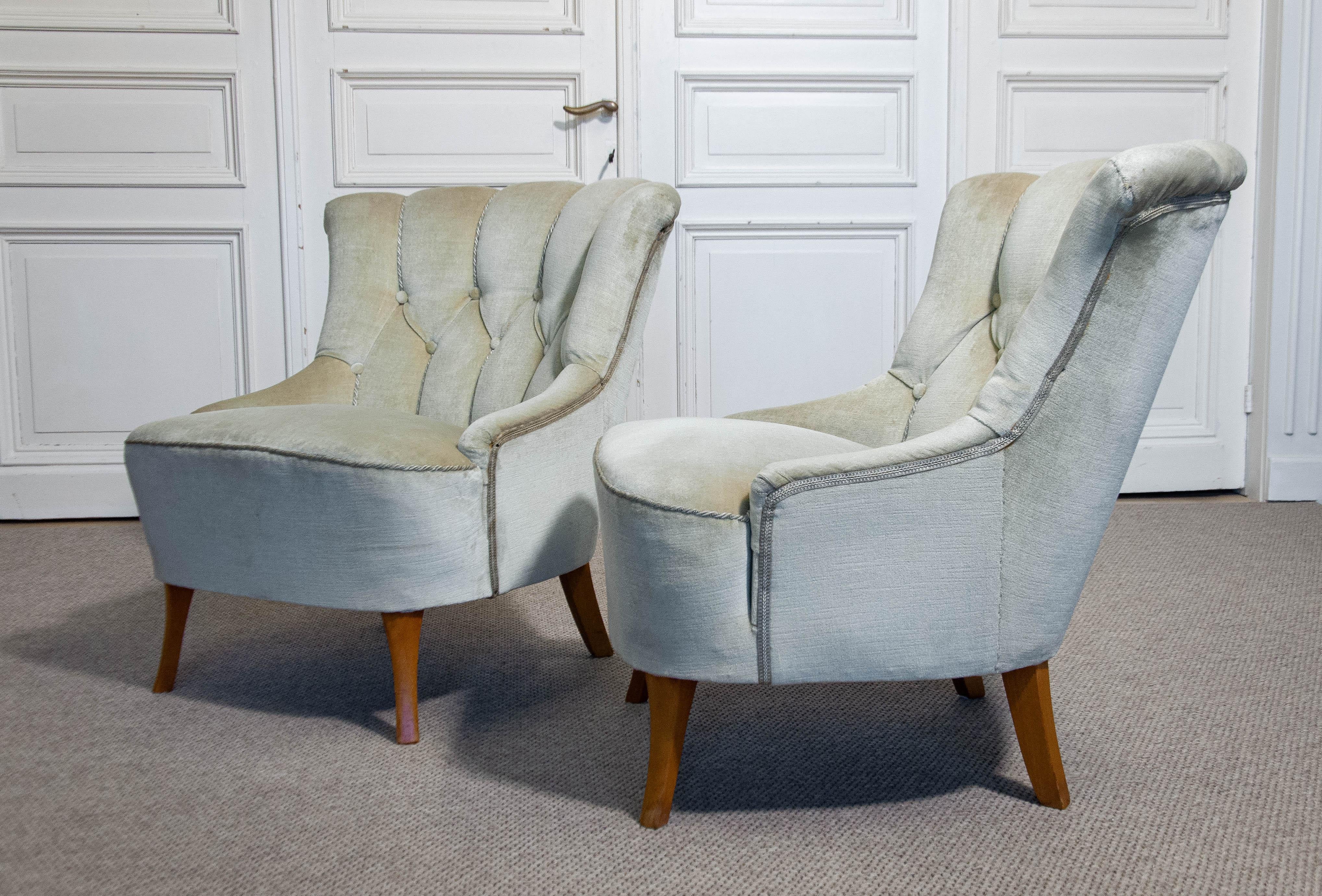Mid-20th Century 1940s A Pair of Green slipper Chairs Sweden For Sale