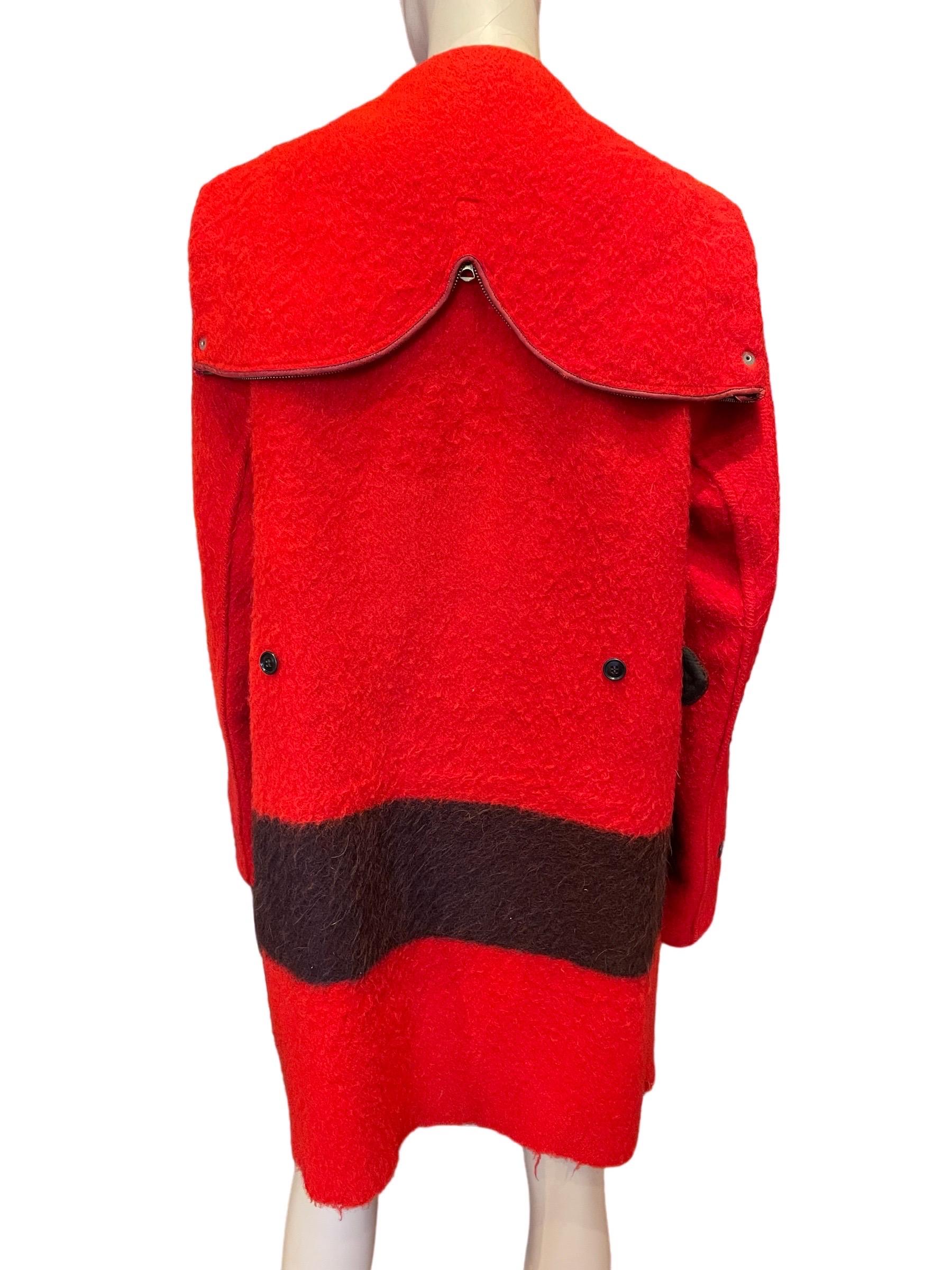 1940s Abercrombie & Fitch Crimson Red Wool Blanket Coat 

1940s Abercrombie & Fitch Crimson Red Wool Blanket Coat, with metal front zipper and zip up hood option 

Bust: 46”
Waist: 46”
Shoulder: 18”
Length: 34”

