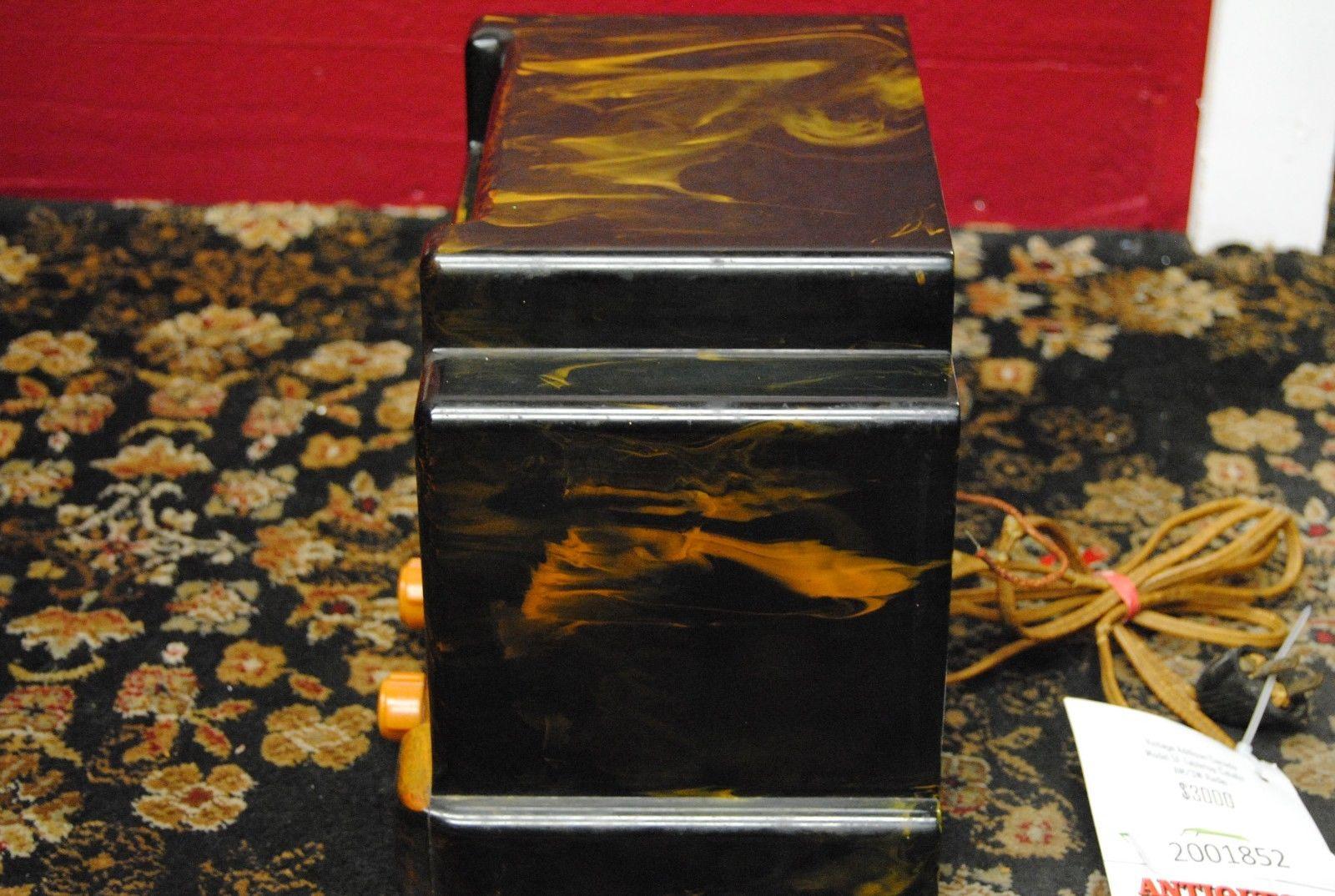 1940s Addison Model 5e Table Top Catalin Radio For Sale 2