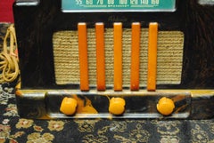 1940s Addison Model 5e Table Top Catalin Radio