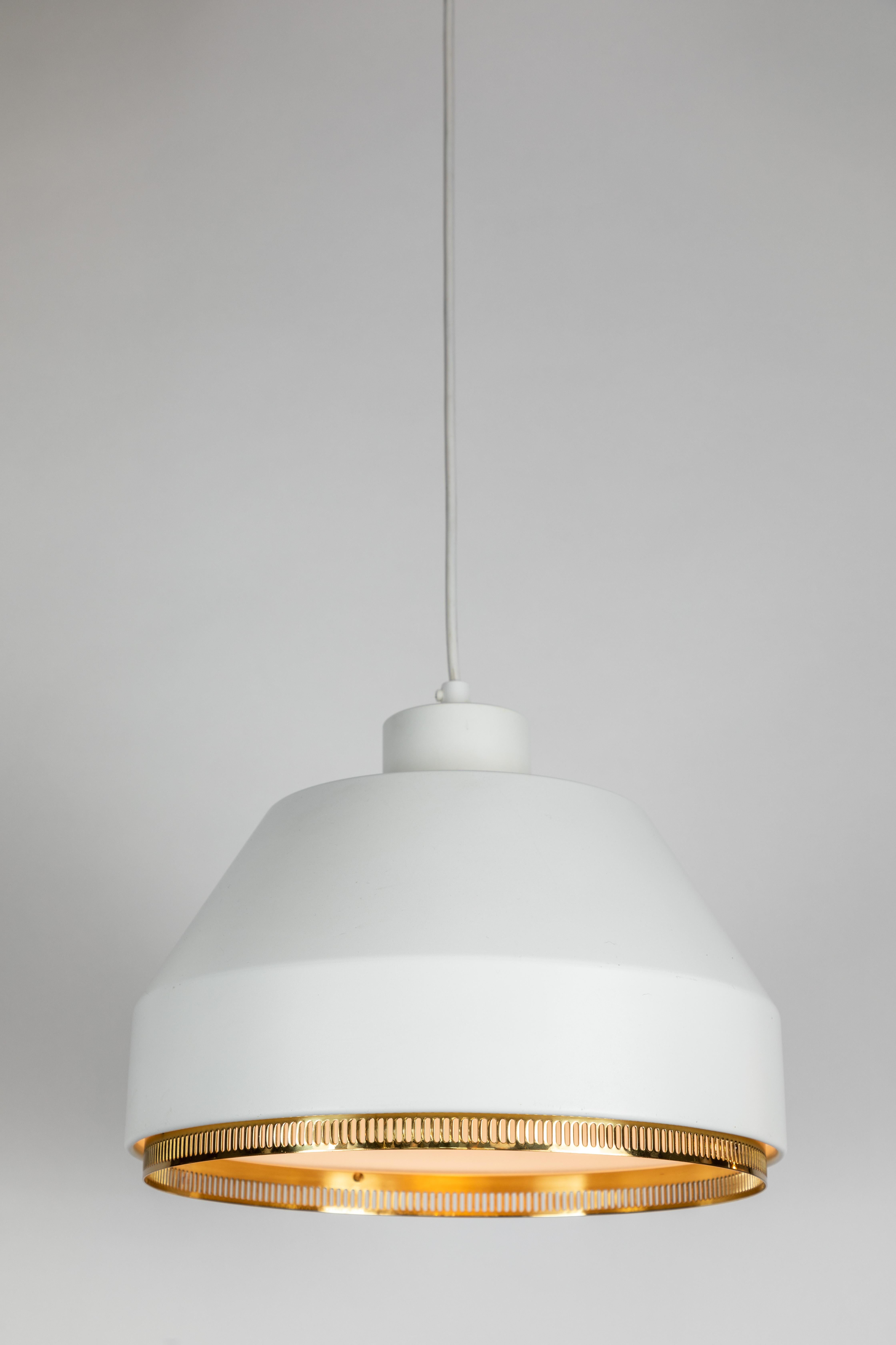 1940s Aino Aalto 'AMA 500' Pendant Light For Sale 11