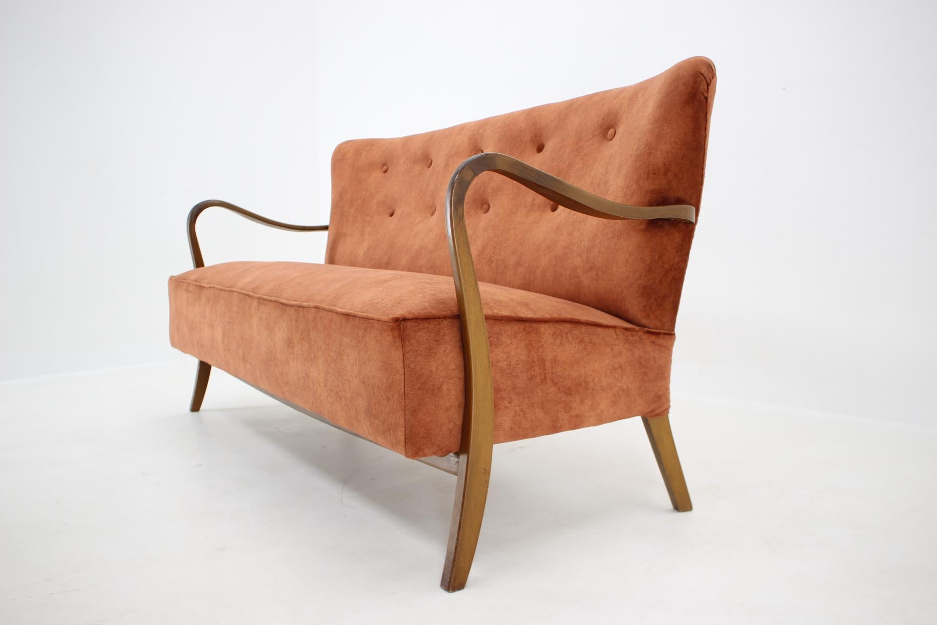 1940s Alfred Christensen 3-Seater Sofa , Denmark In Good Condition For Sale In Praha, CZ