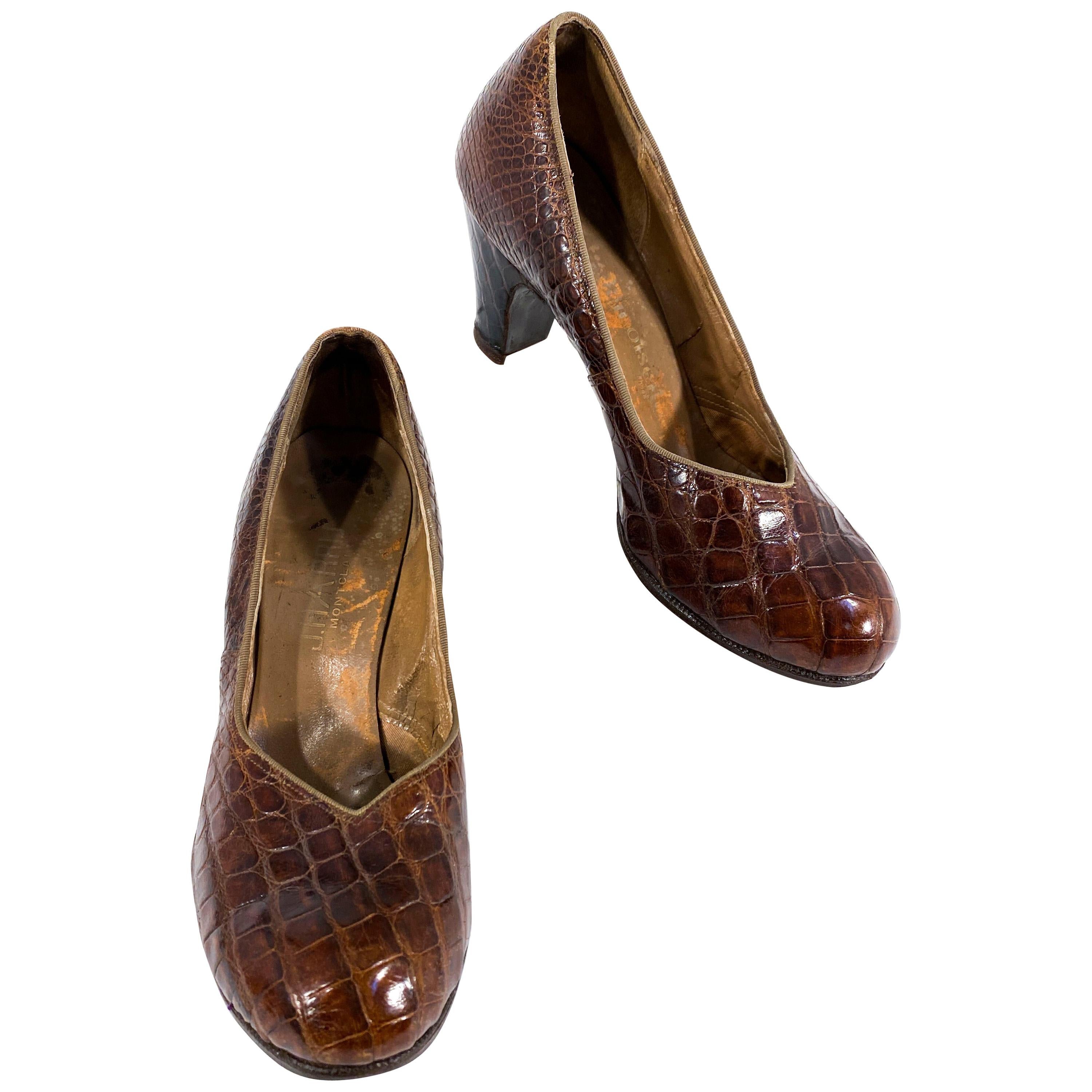 Chaussures à talons en alligator des années 1940