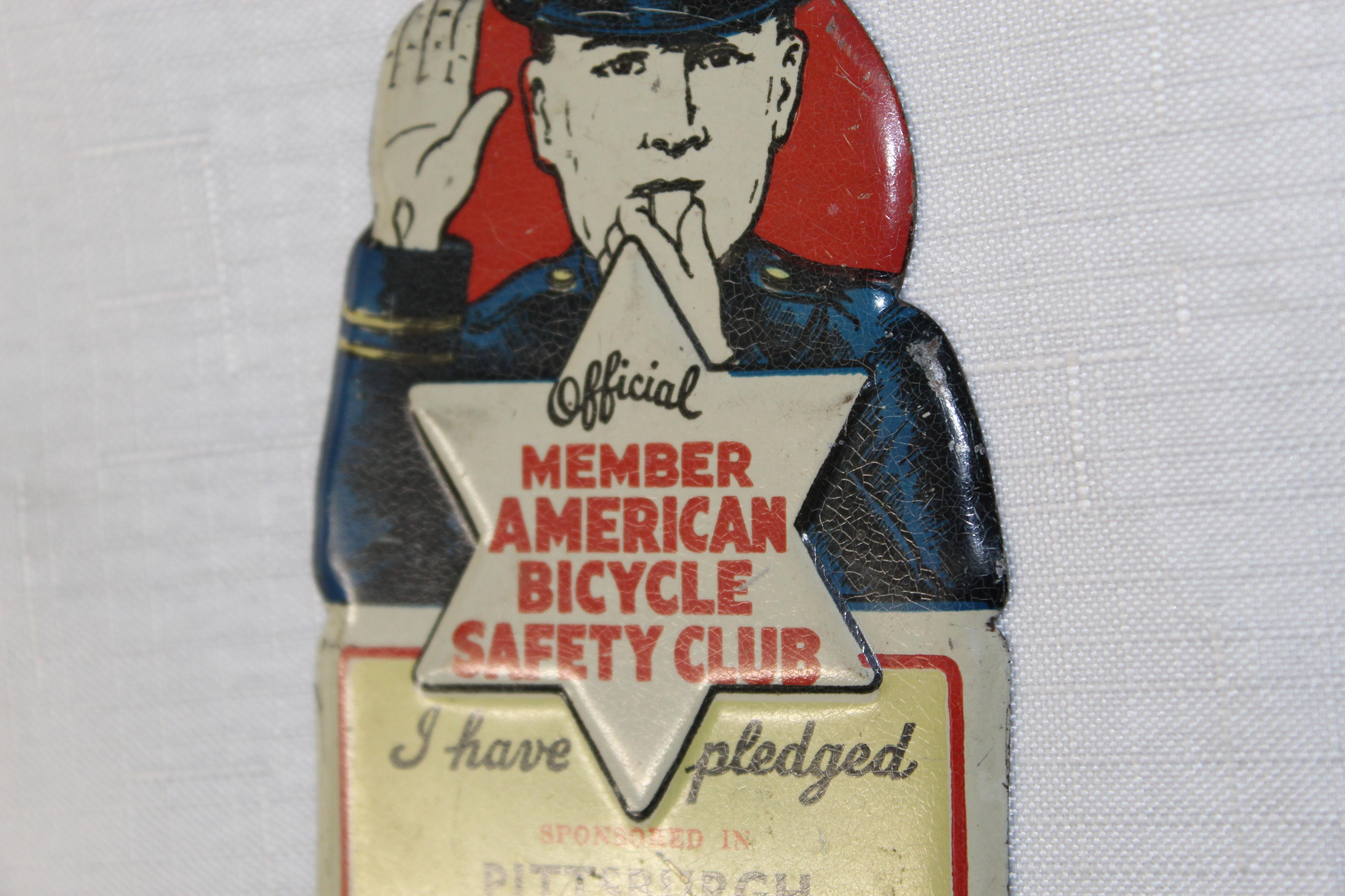 1940s American Bicycle Safety Club License Plate Topper In Fair Condition For Sale In Orange, CA