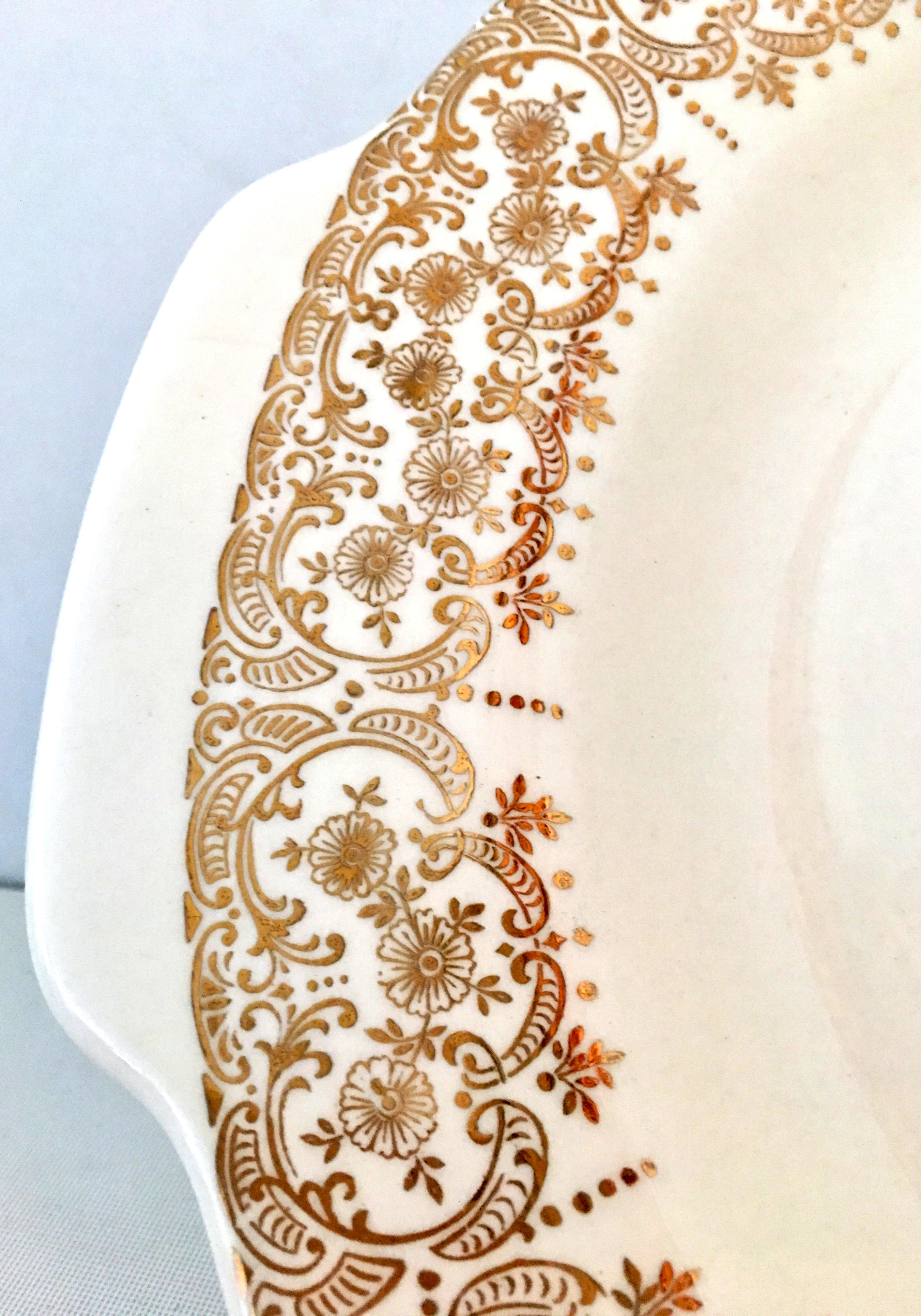 1940'S American Limoges Ceramic and 22-Karat Gold Set Of Three Serving Platters For Sale 1